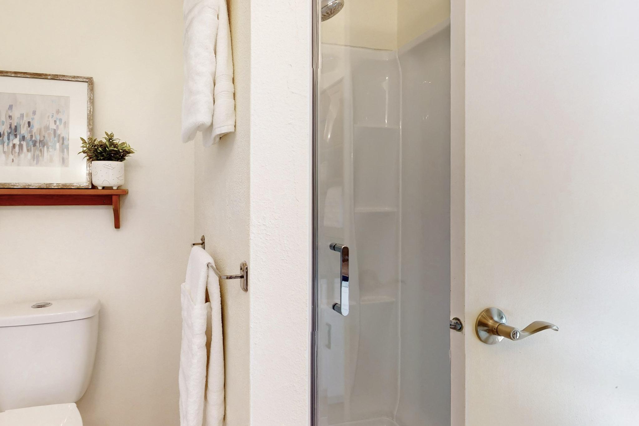 7716 Roberts Street NE