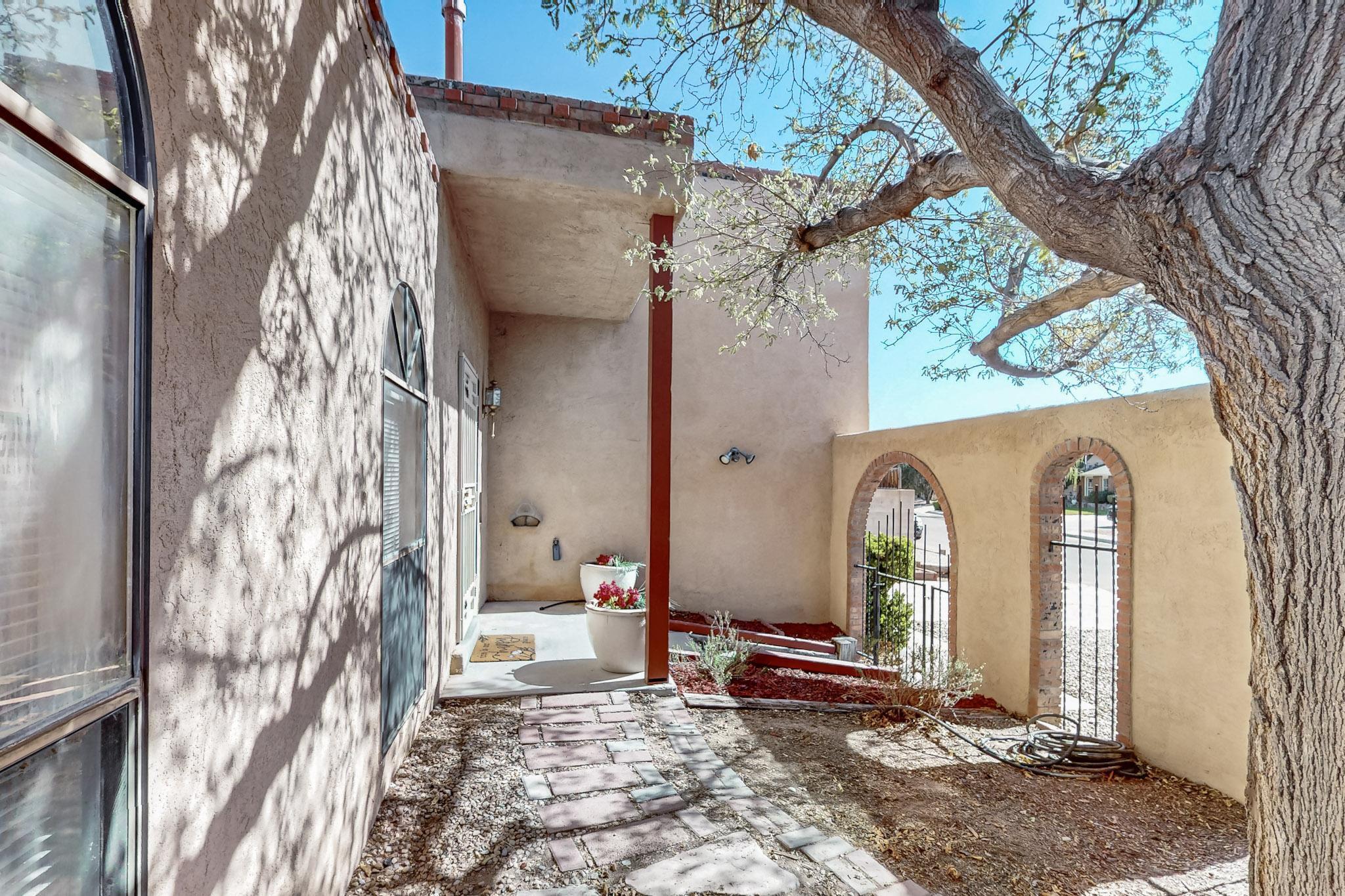 7716 Roberts Street NE