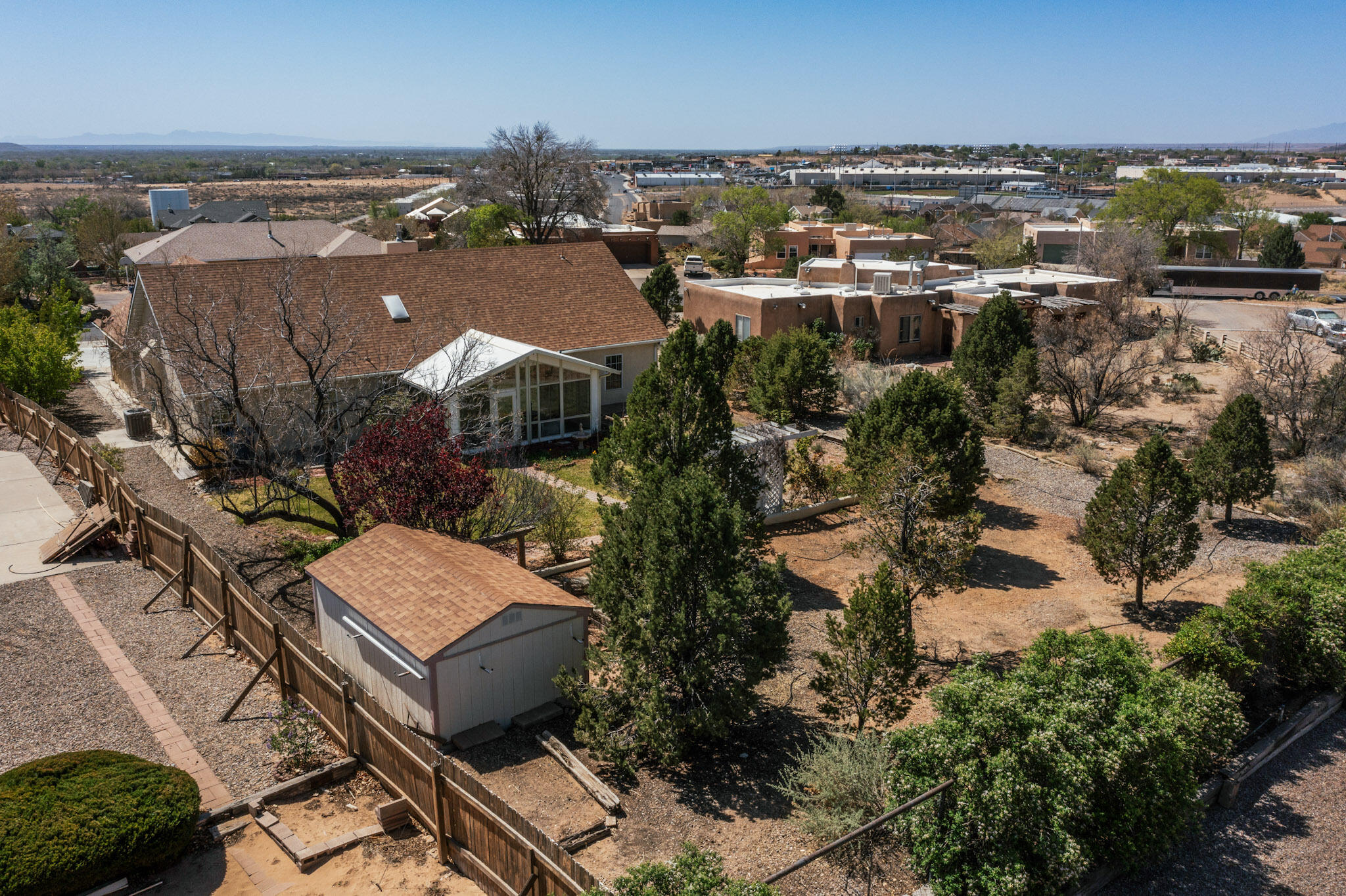 1072 MESA LOOP NW
