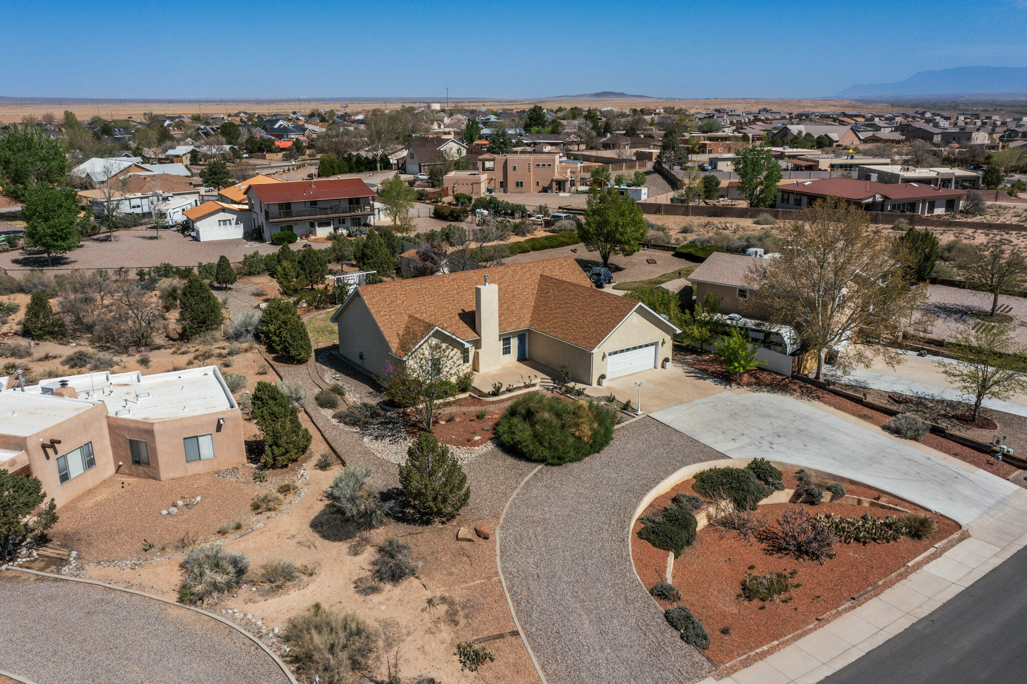 1072 MESA LOOP NW