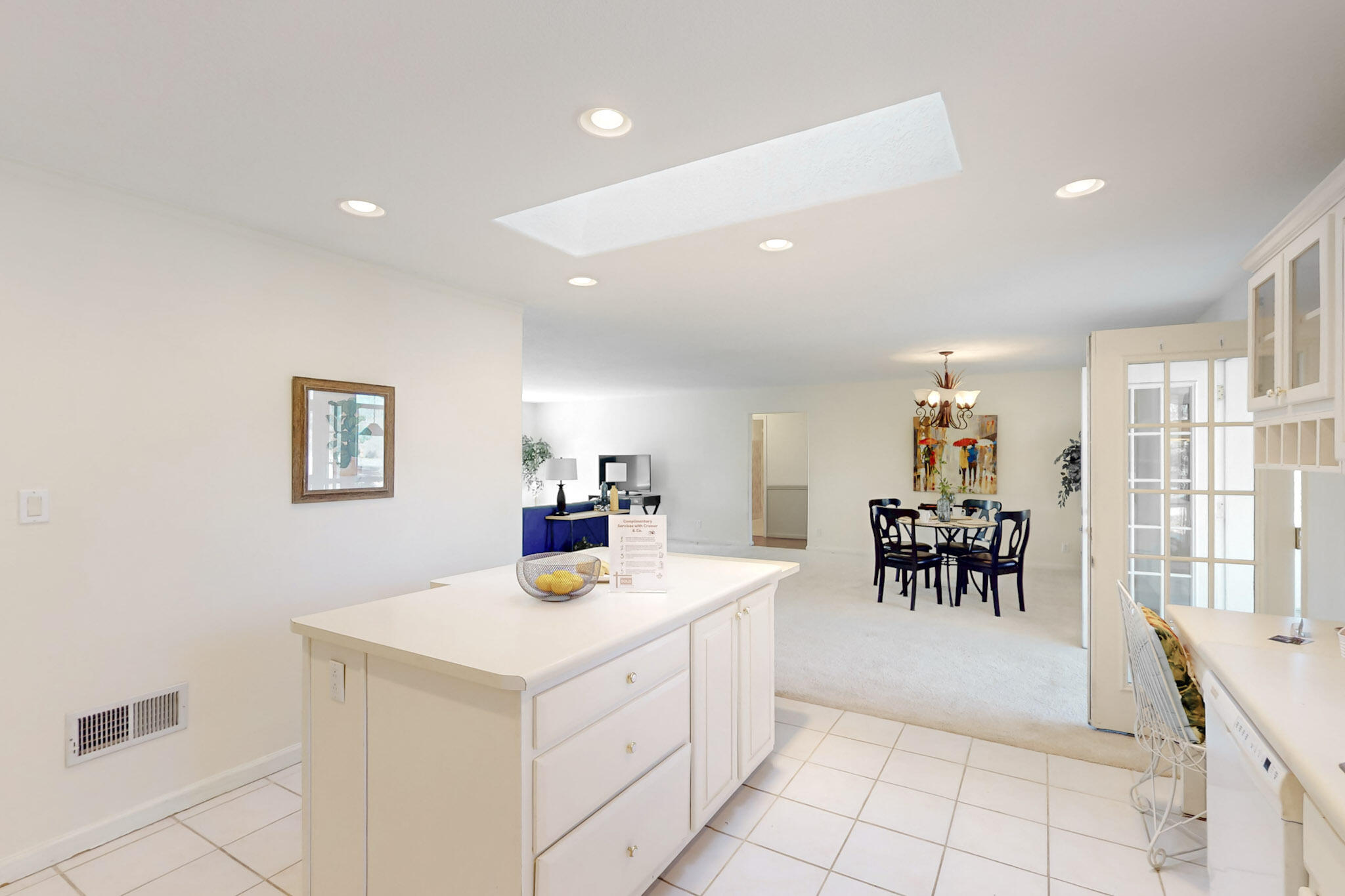 1072 MESA LOOP NW