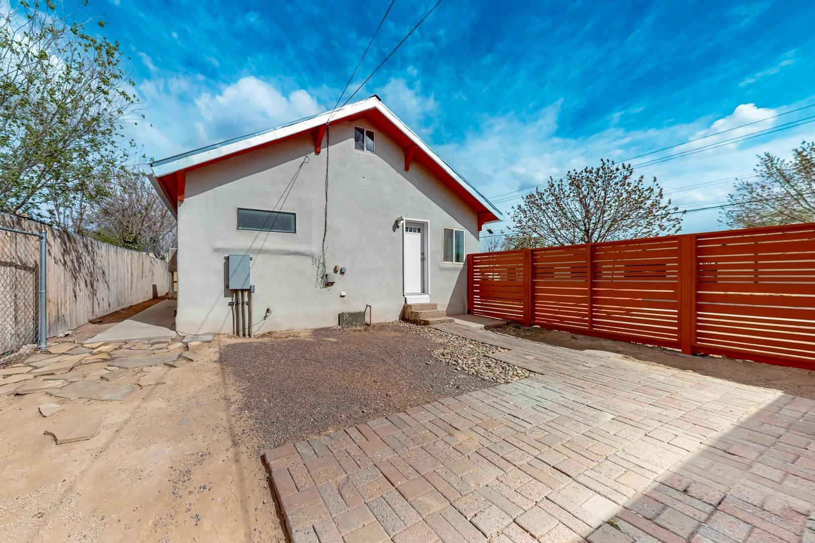 223 Stanford Drive SE