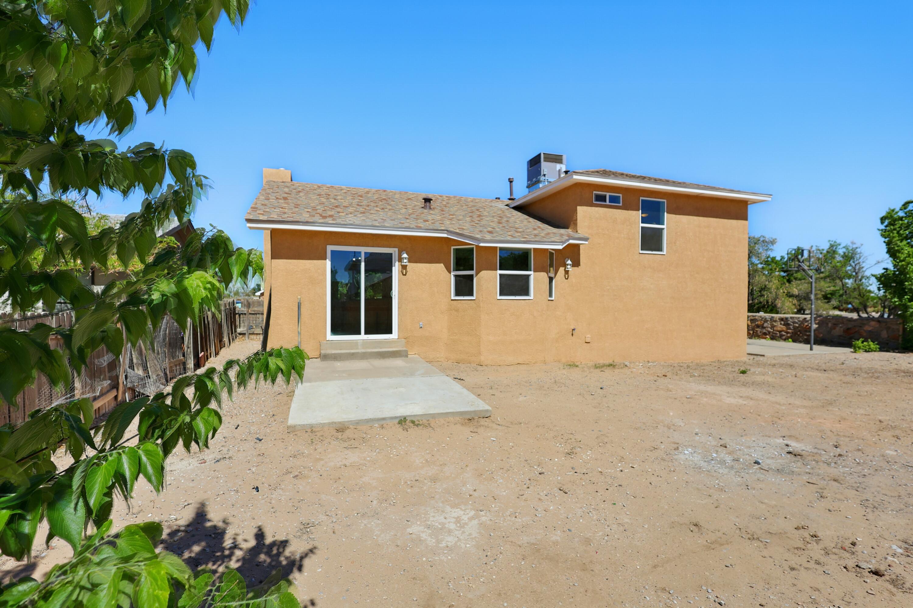 16 APACHE PLUME Road