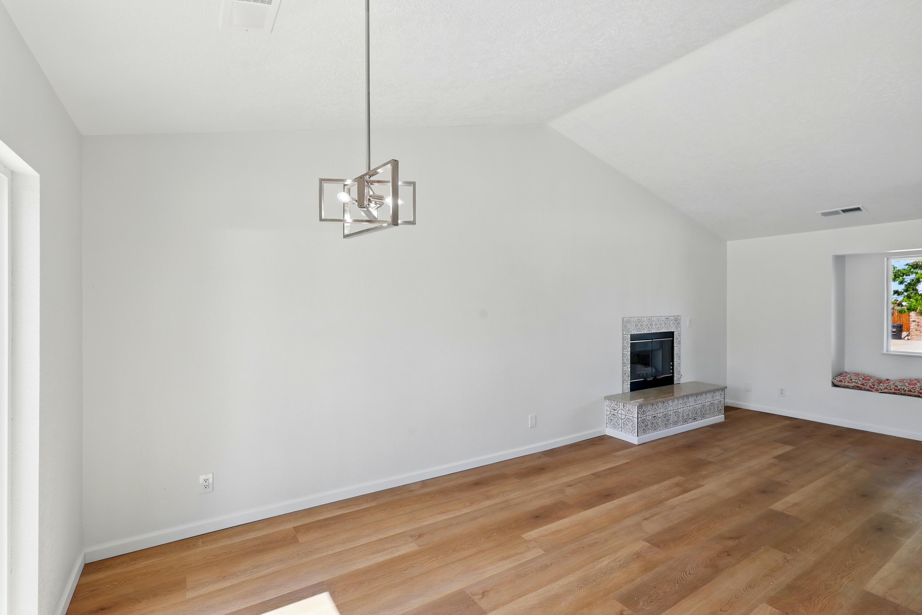 16 APACHE PLUME Road