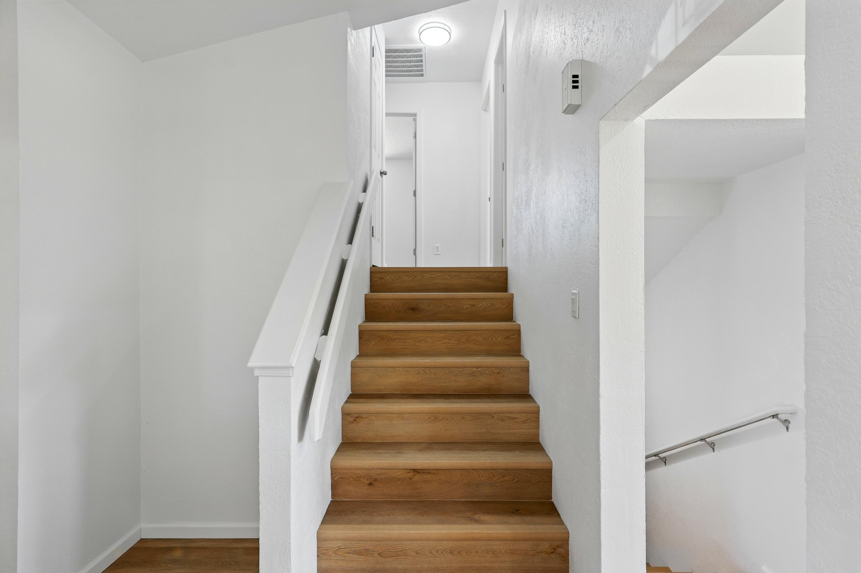 16 APACHE PLUME Road