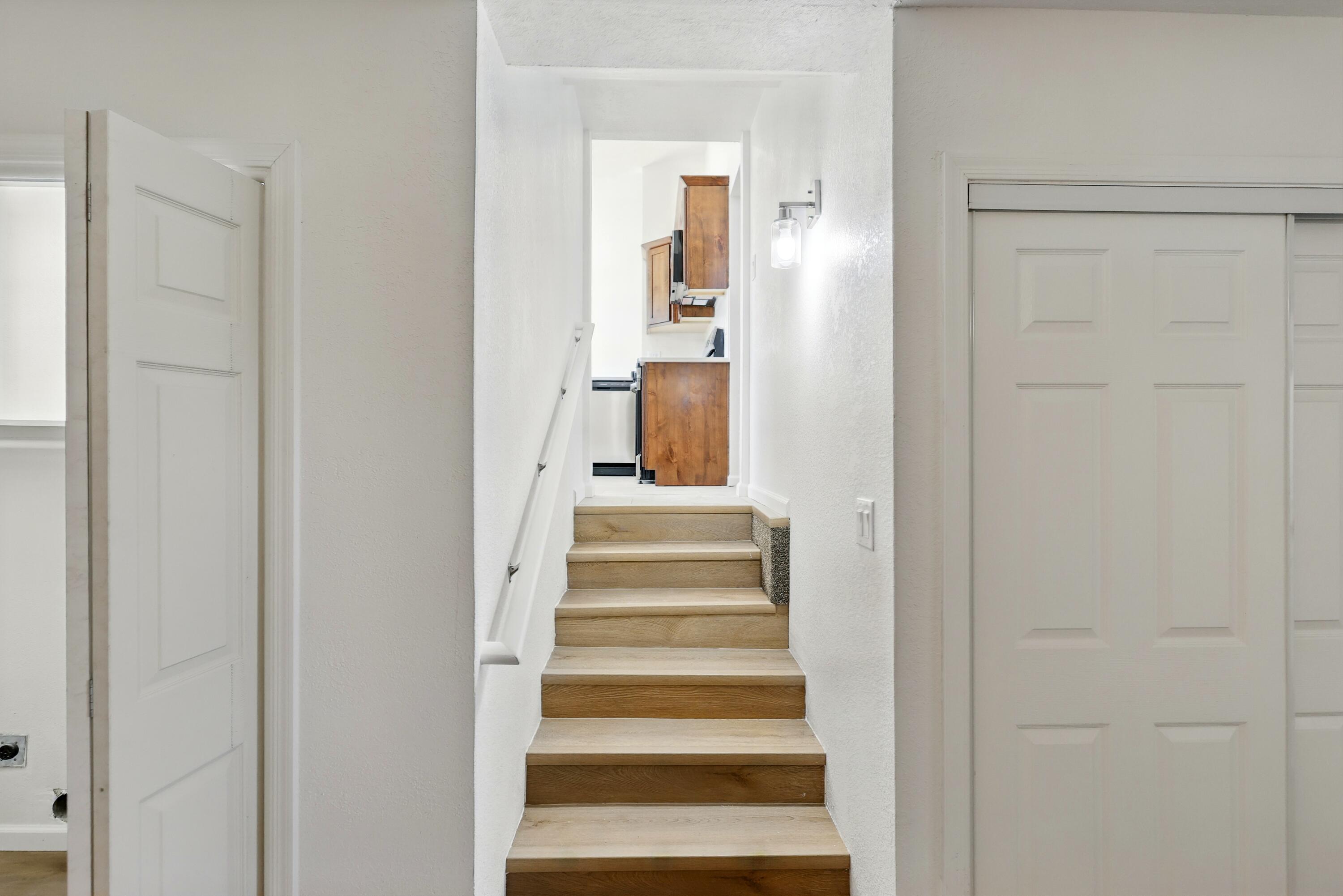 16 APACHE PLUME Road