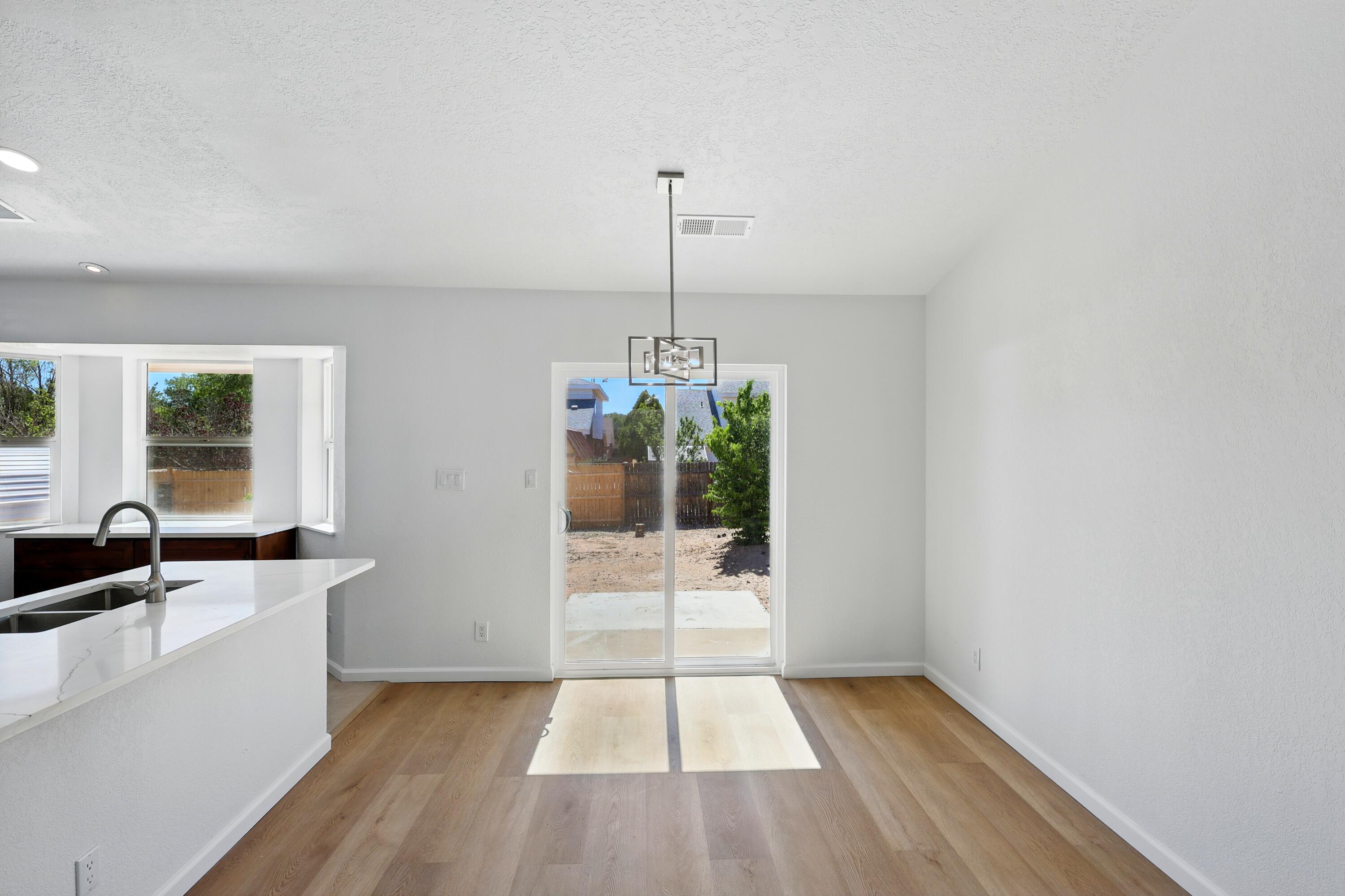 16 APACHE PLUME Road