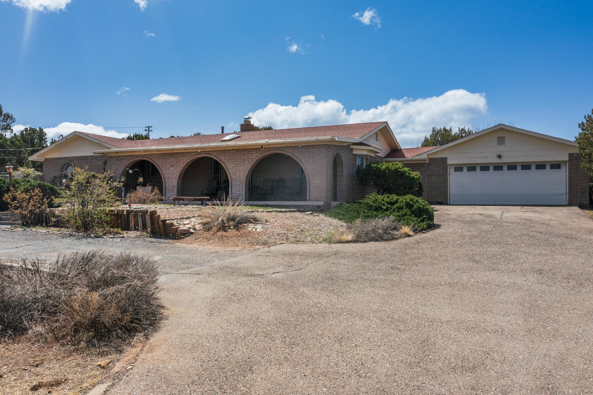 10 MOUNTAINAIR Road