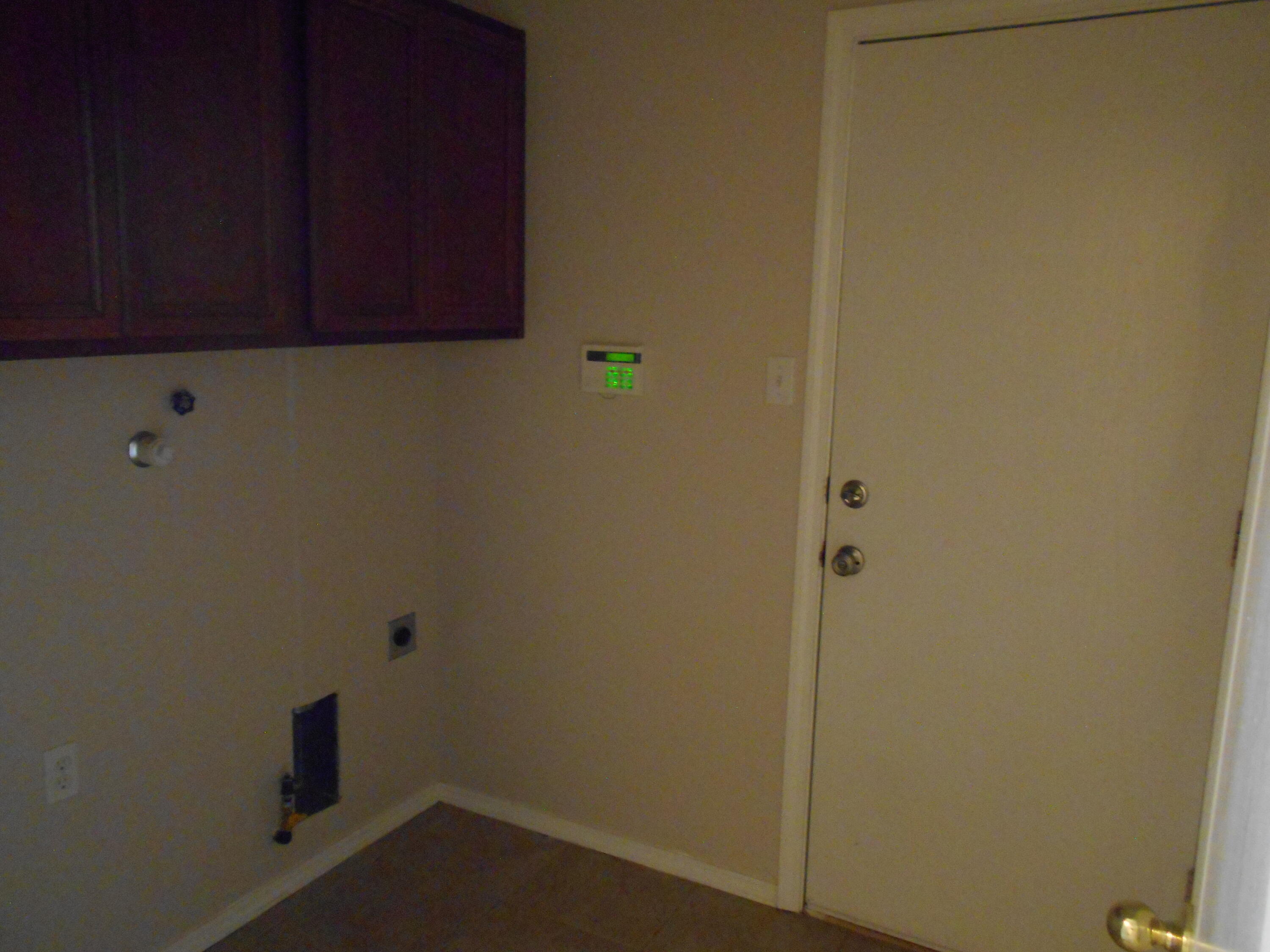 3461 Lone Tree Street SW