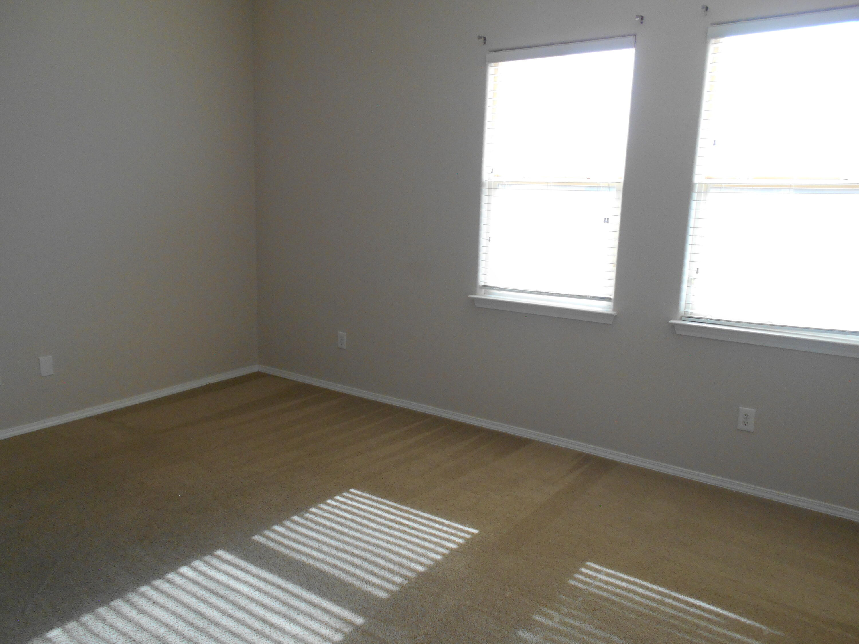 3461 Lone Tree Street SW