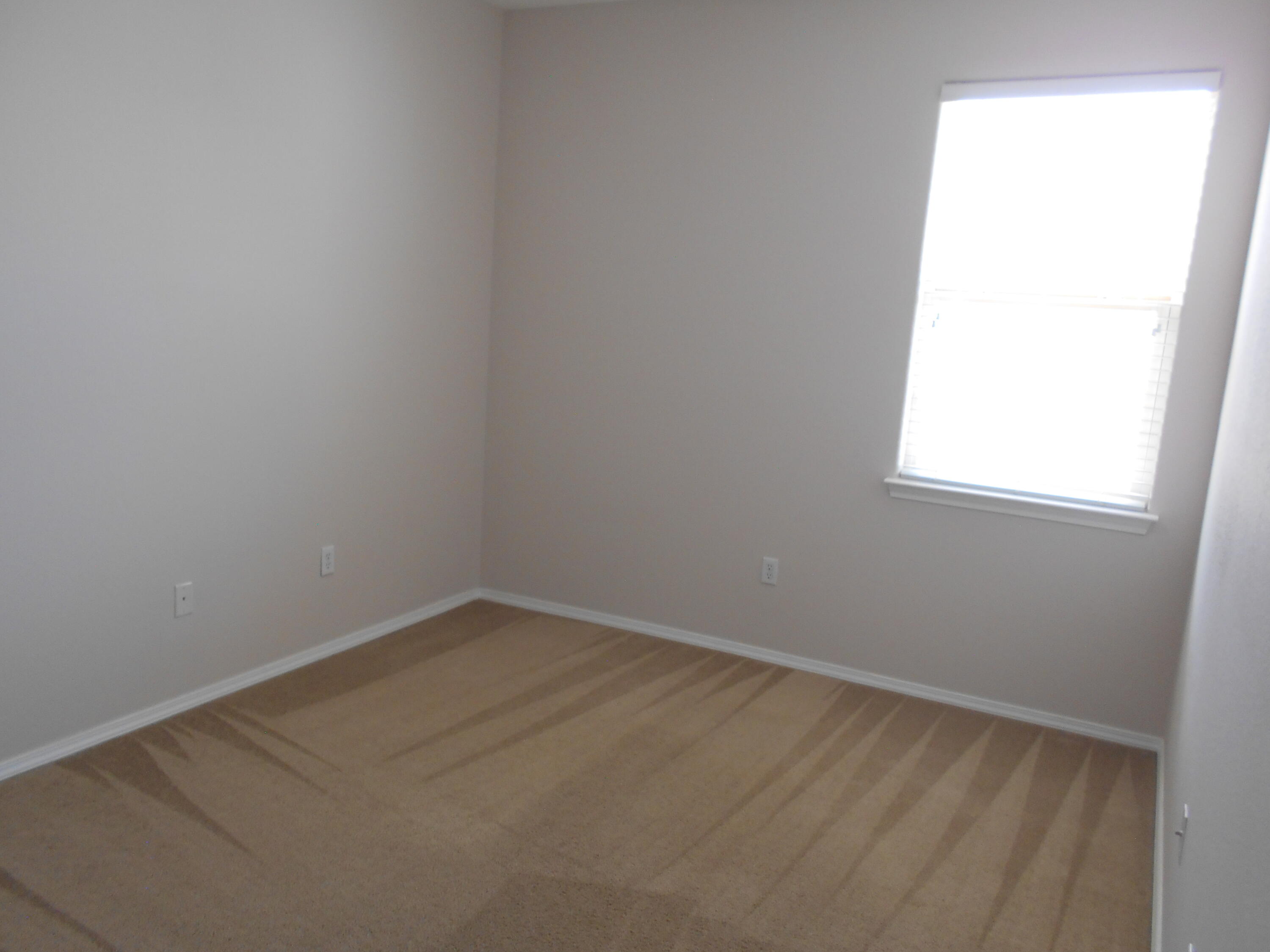 3461 Lone Tree Street SW