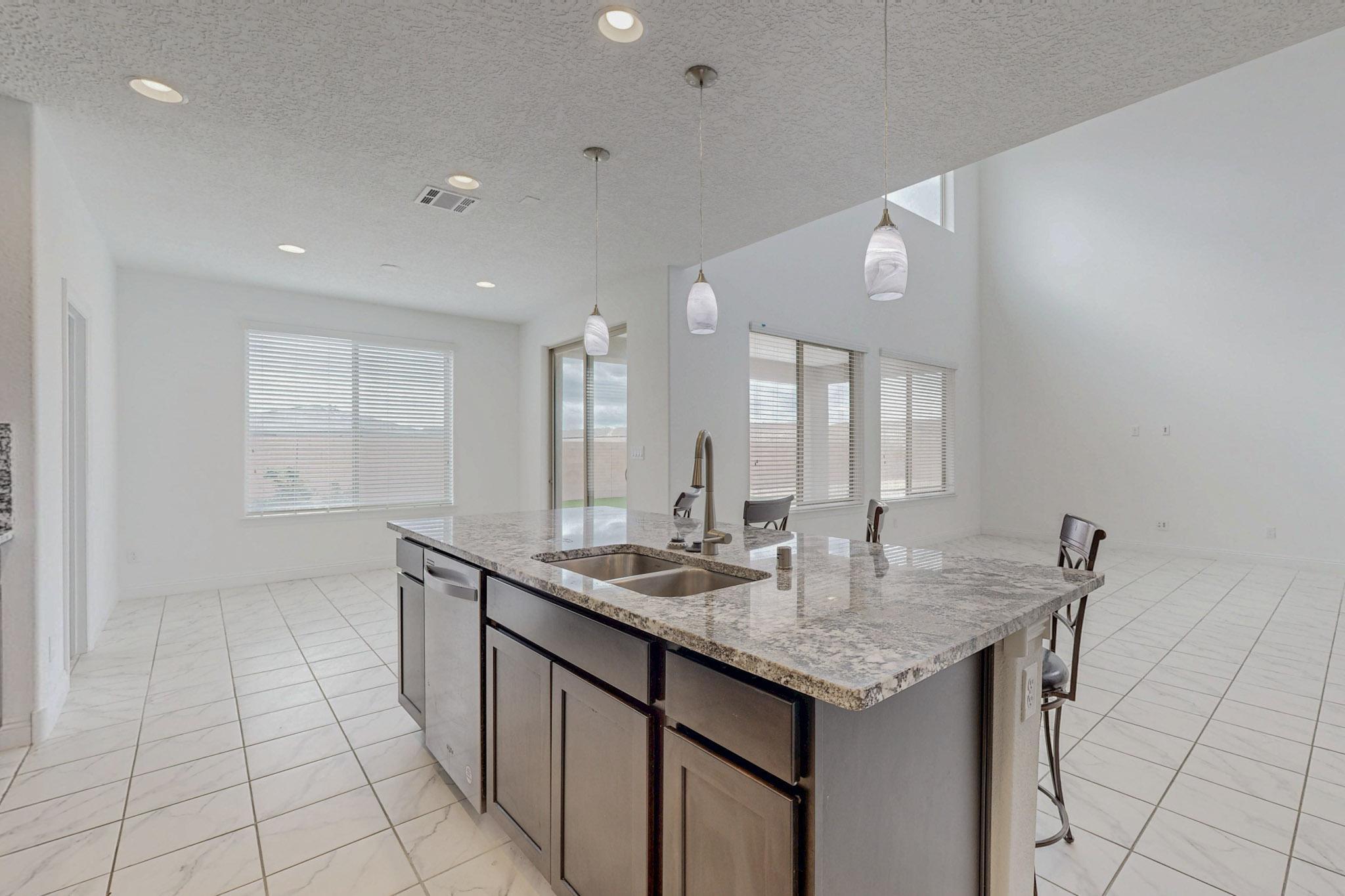 3108 YOLANDA Court NE