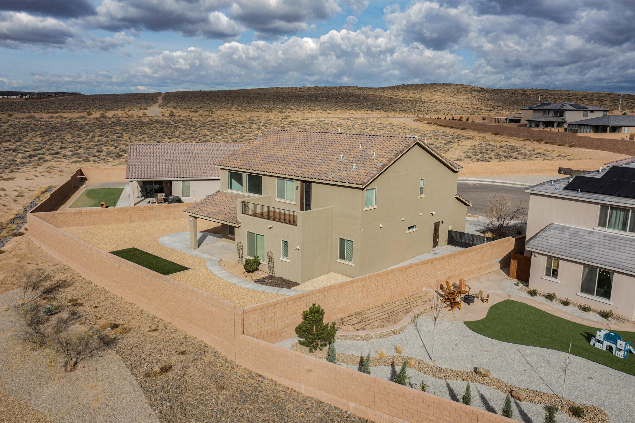 3108 YOLANDA Court NE