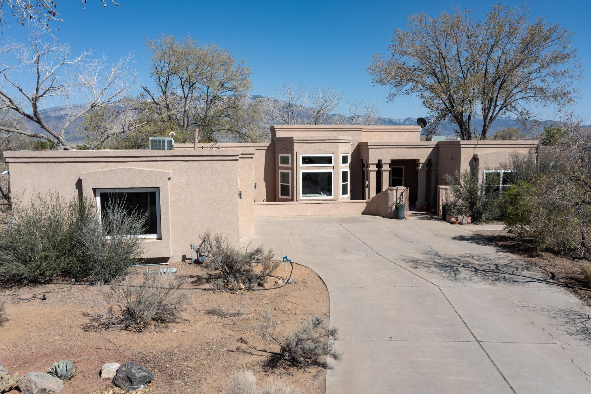 122 MARTHA Court