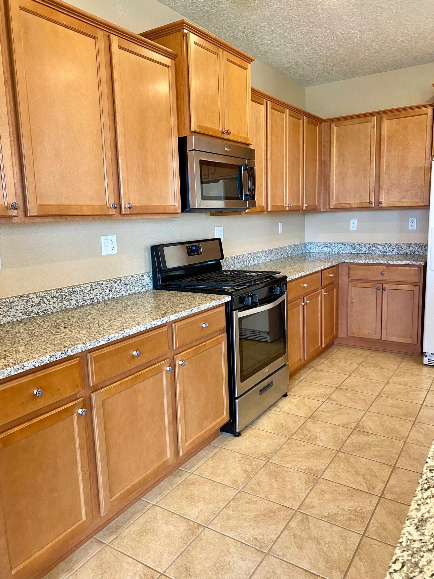 2128 COYOTE CREEK Trail NW