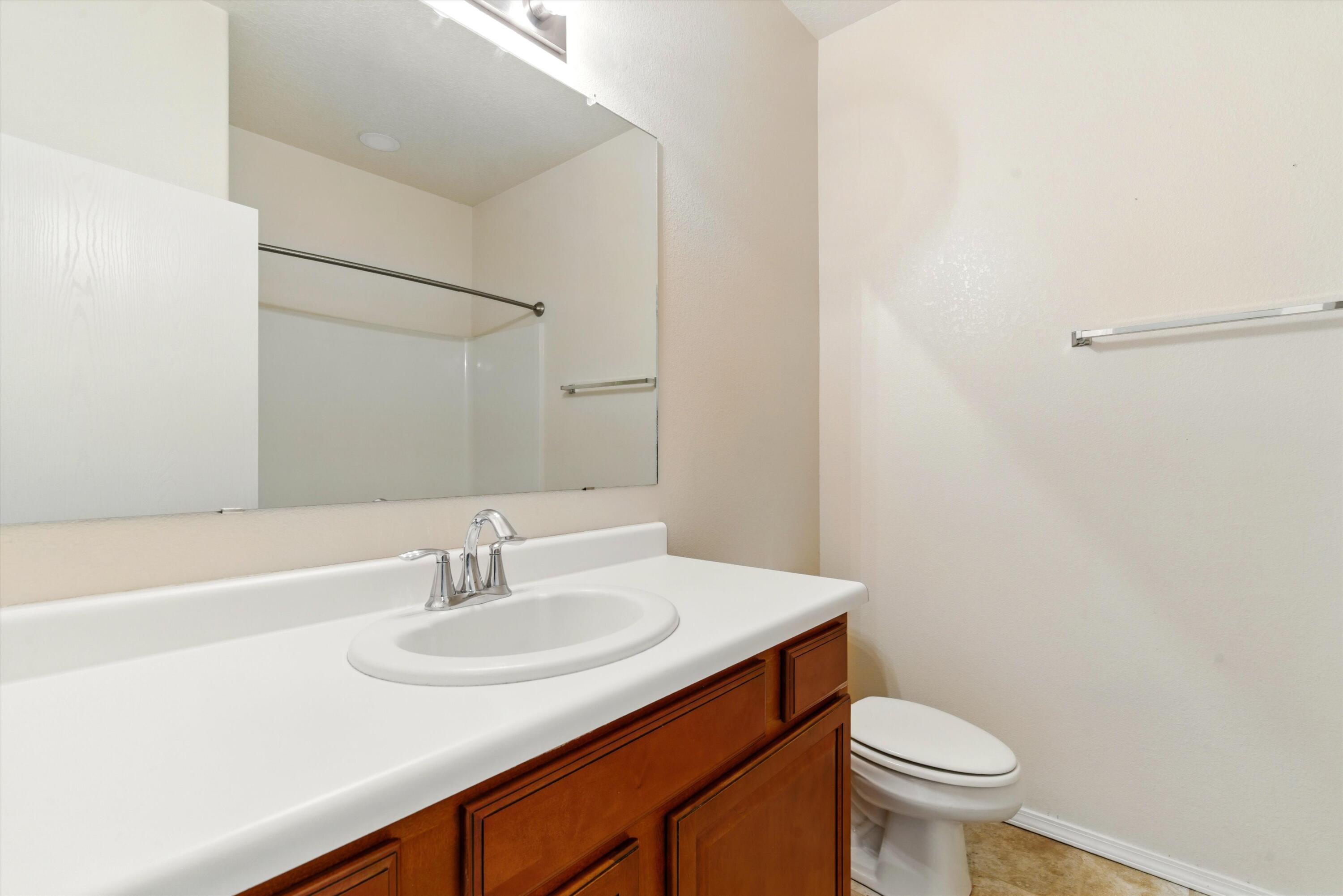 11020 FORT POINT Lane NE B