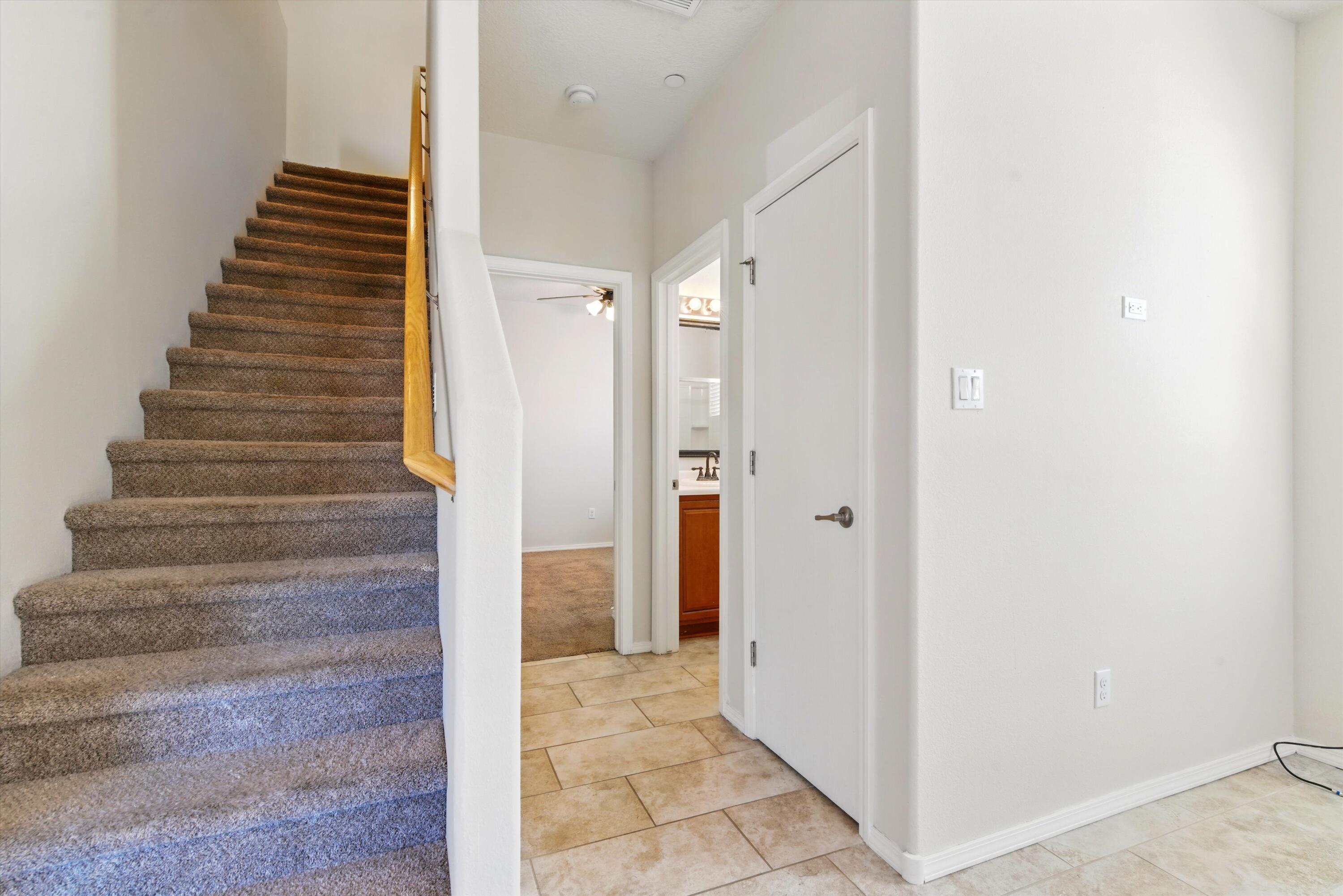 11020 FORT POINT Lane NE B