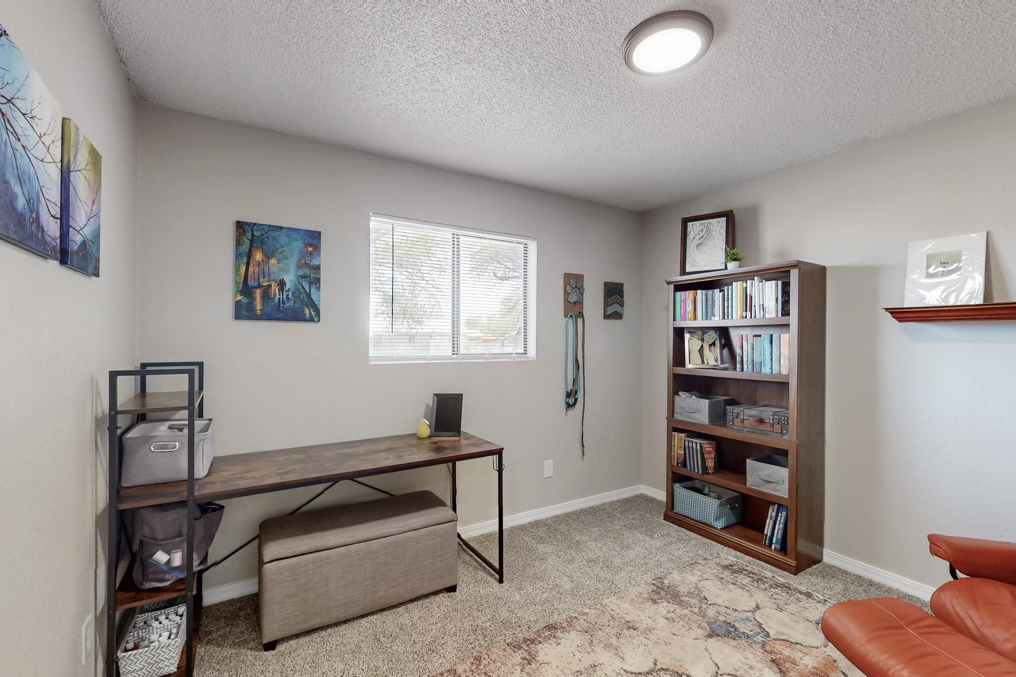 1052 VASQUEZ Court