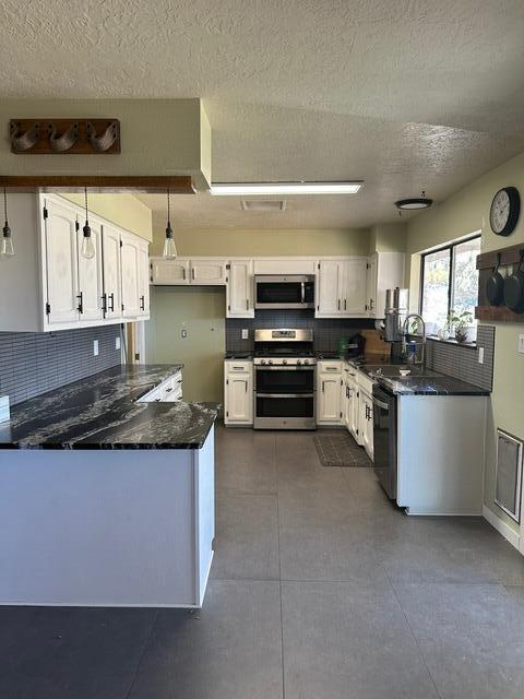 1532 33RD Circle SE