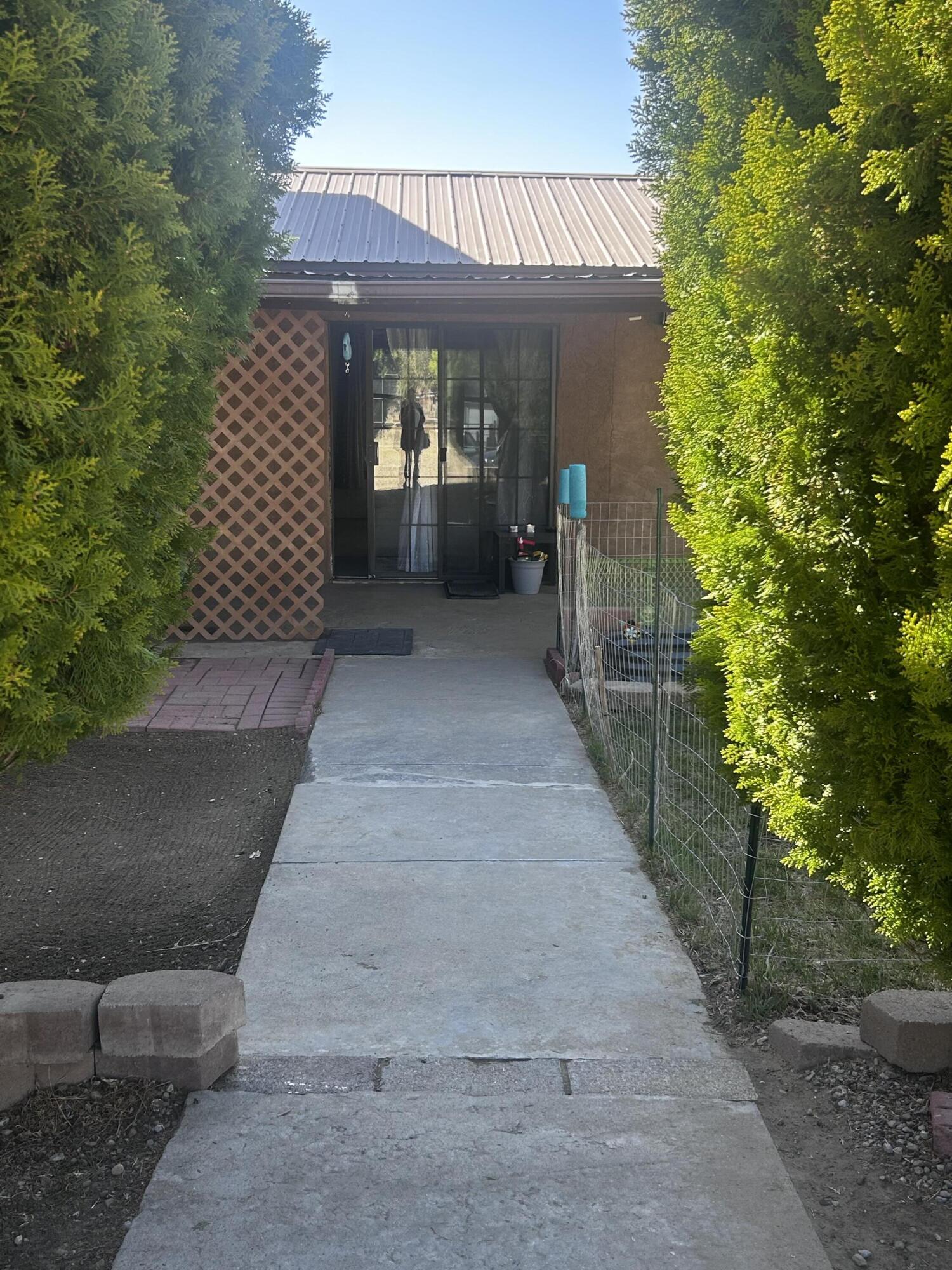 19 Pine Avenue