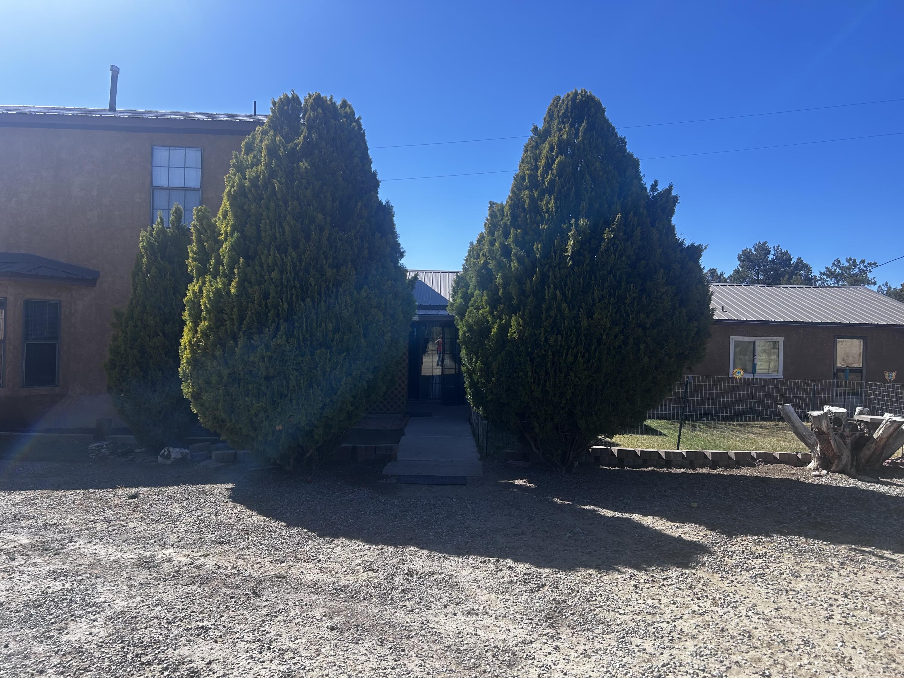 19 Pine Avenue