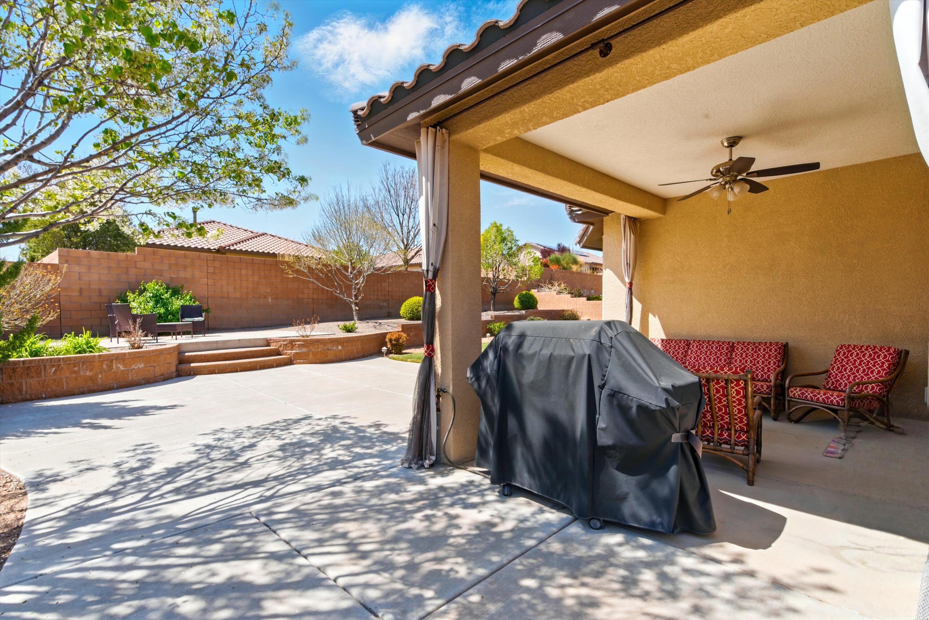 3928 Las Colinas Avenue