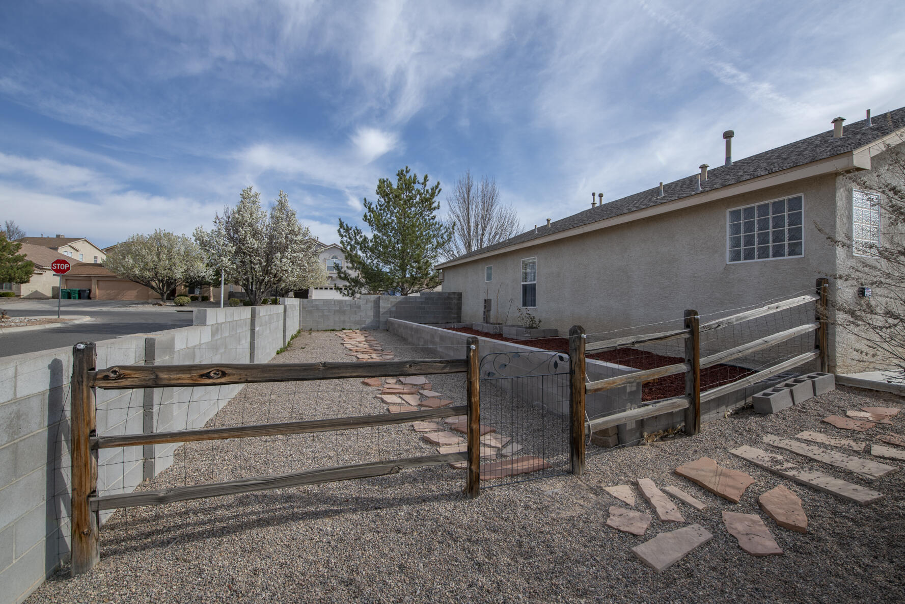 800 OCATE MEADOWS Drive