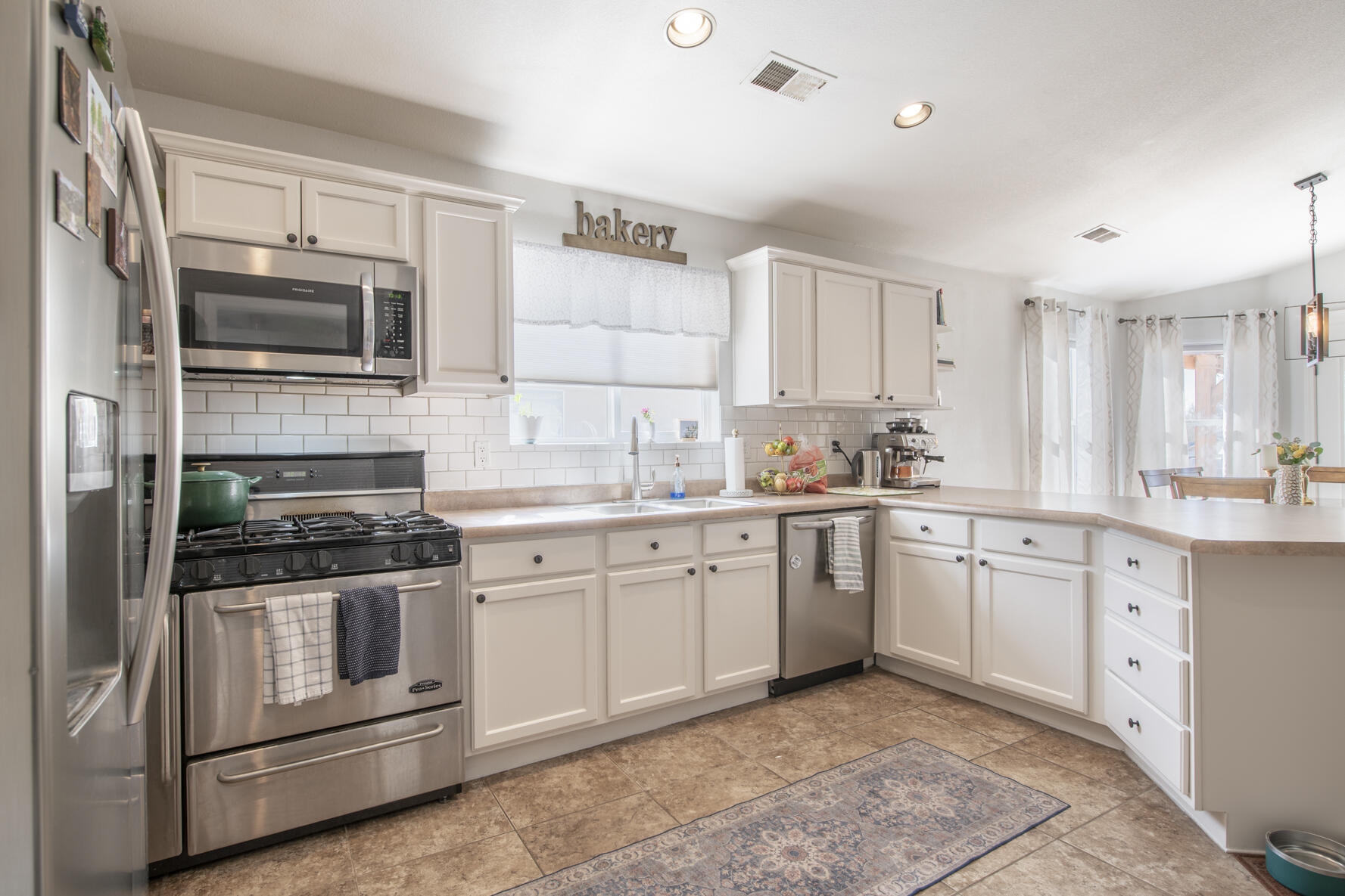 800 OCATE MEADOWS Drive