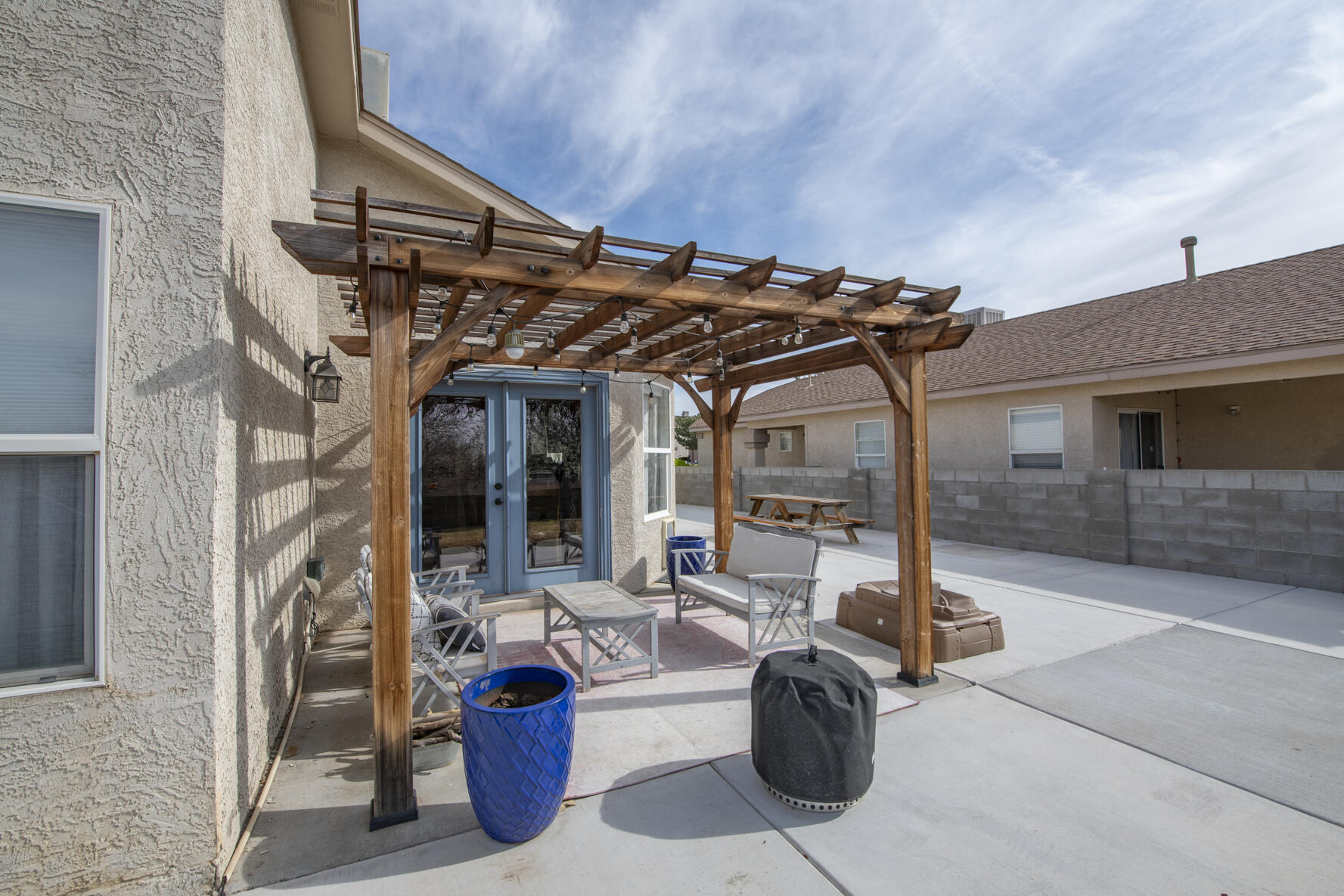 800 OCATE MEADOWS Drive