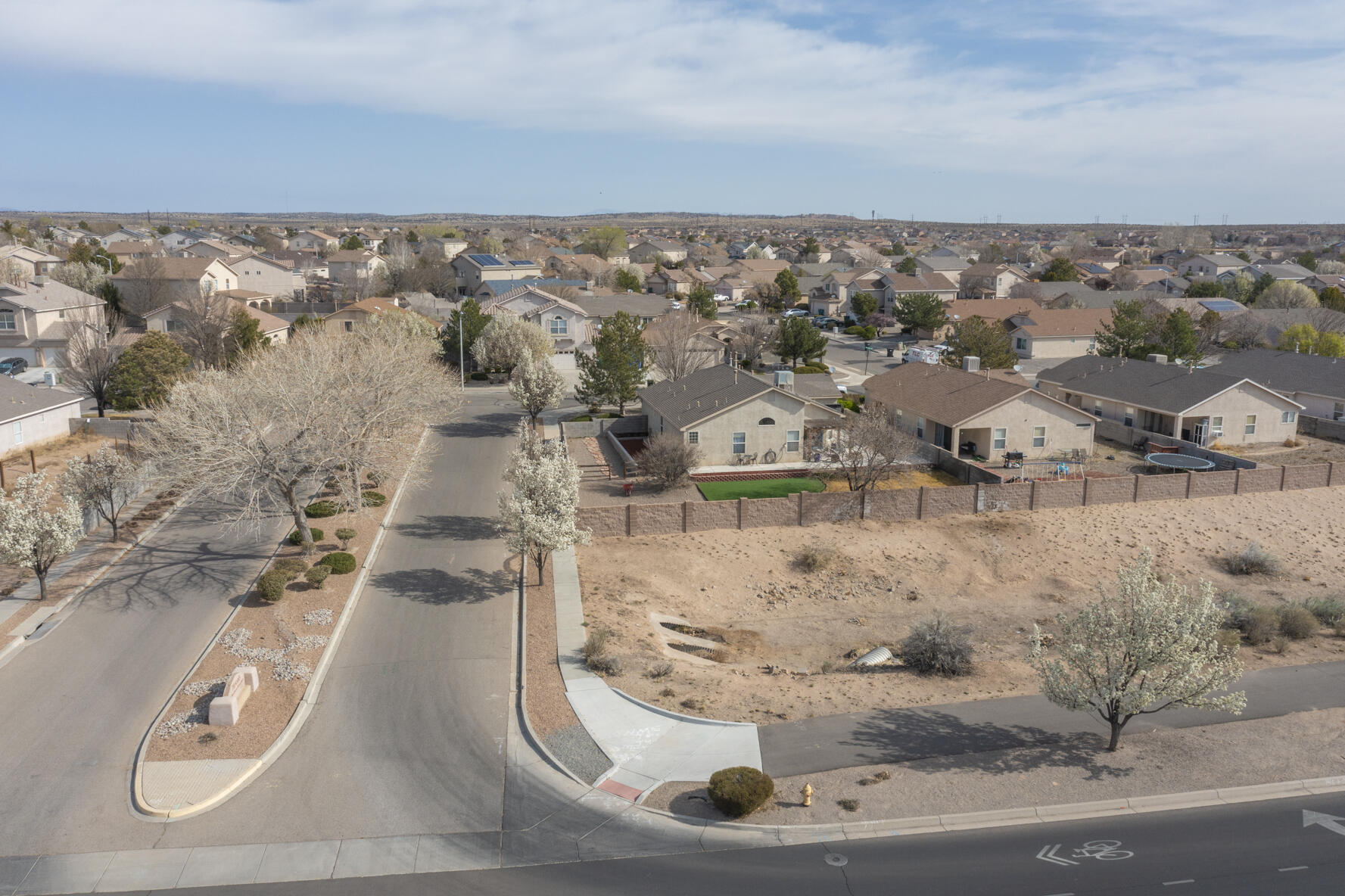 800 OCATE MEADOWS Drive
