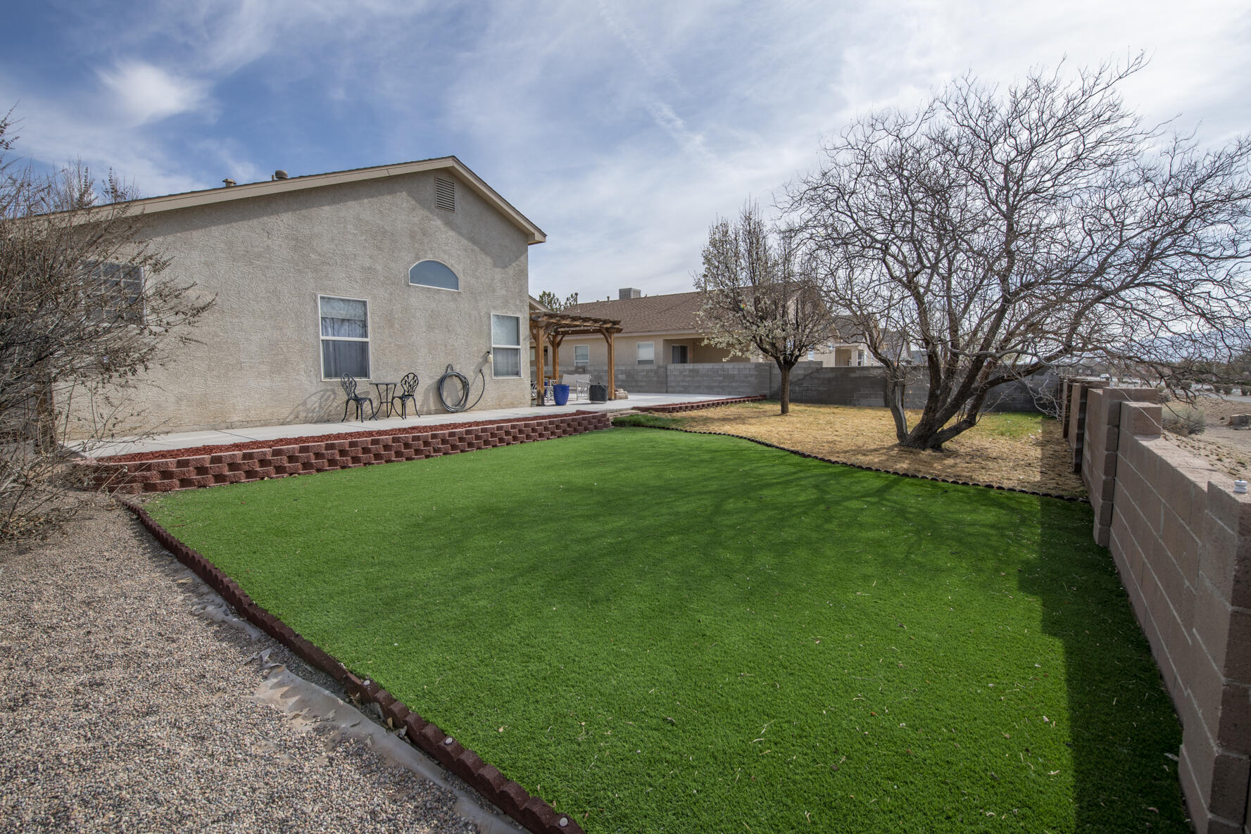 800 OCATE MEADOWS Drive