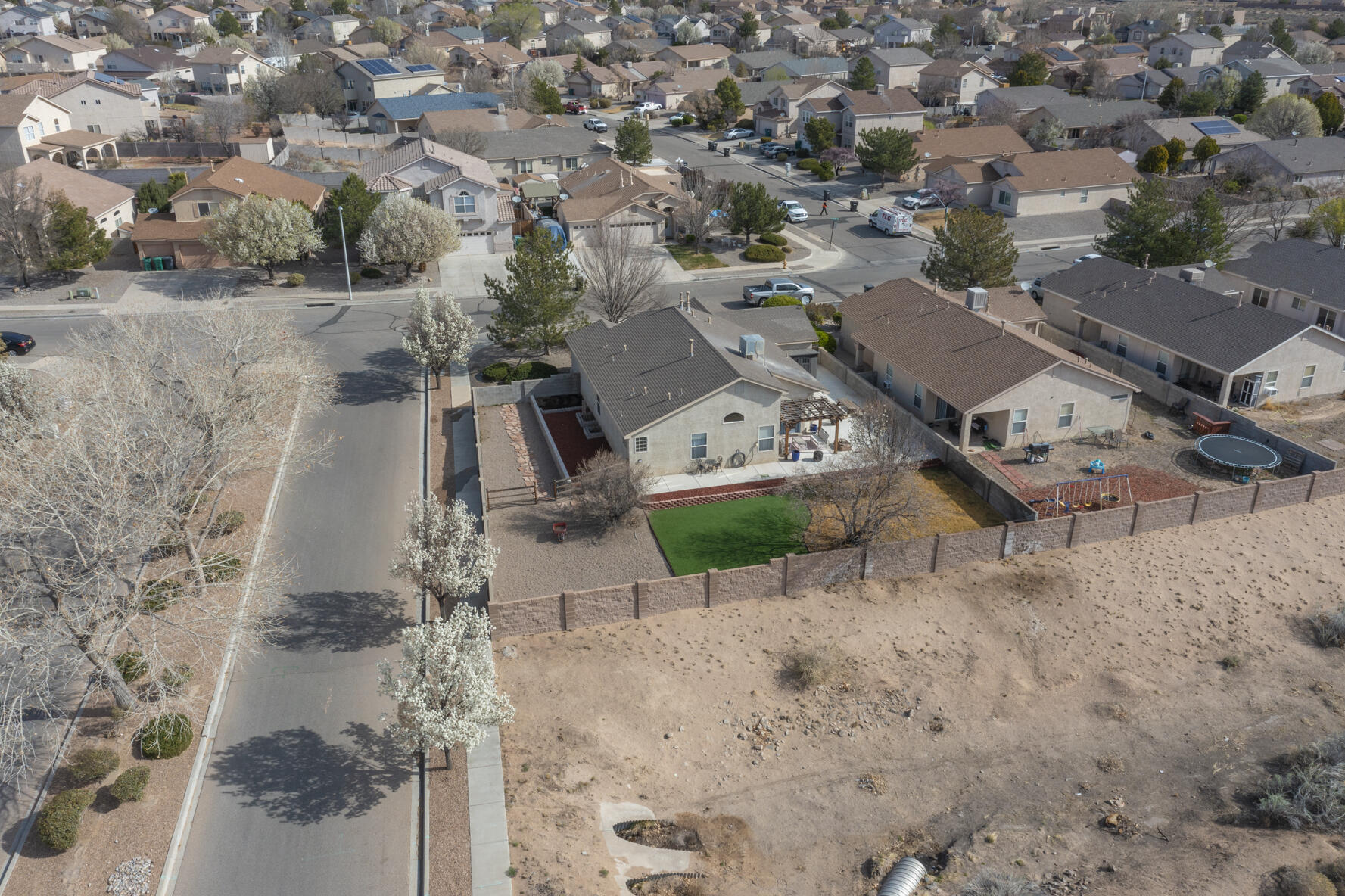 800 OCATE MEADOWS Drive