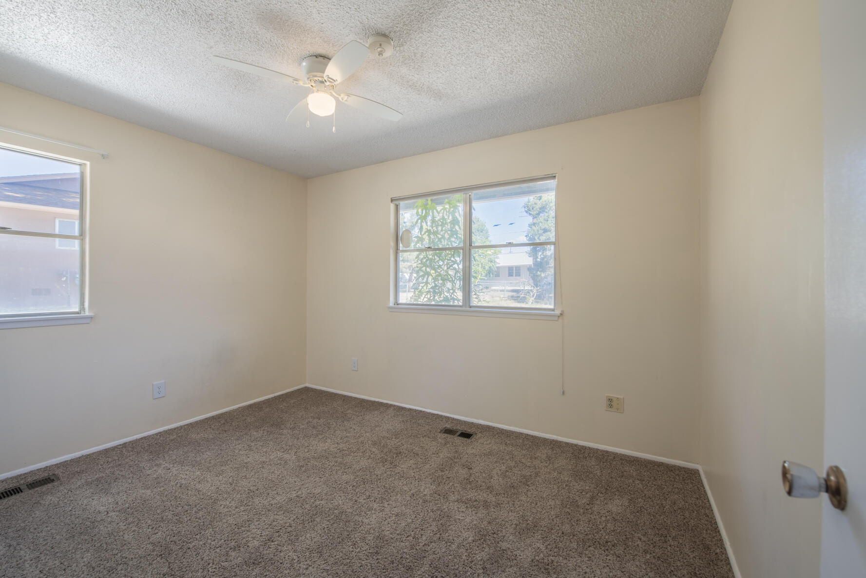 116 FORT UNION Avenue