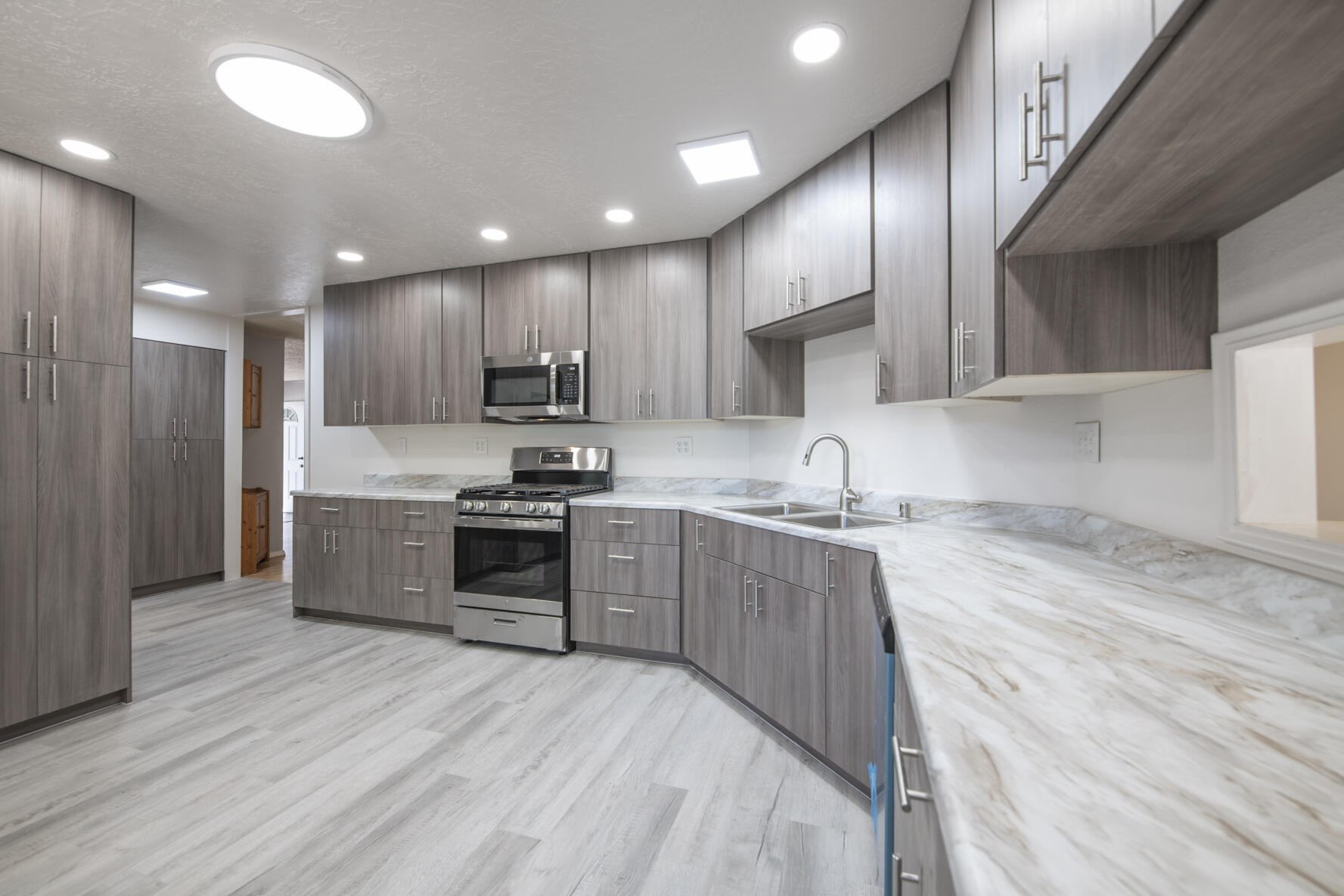 116 FORT UNION Avenue