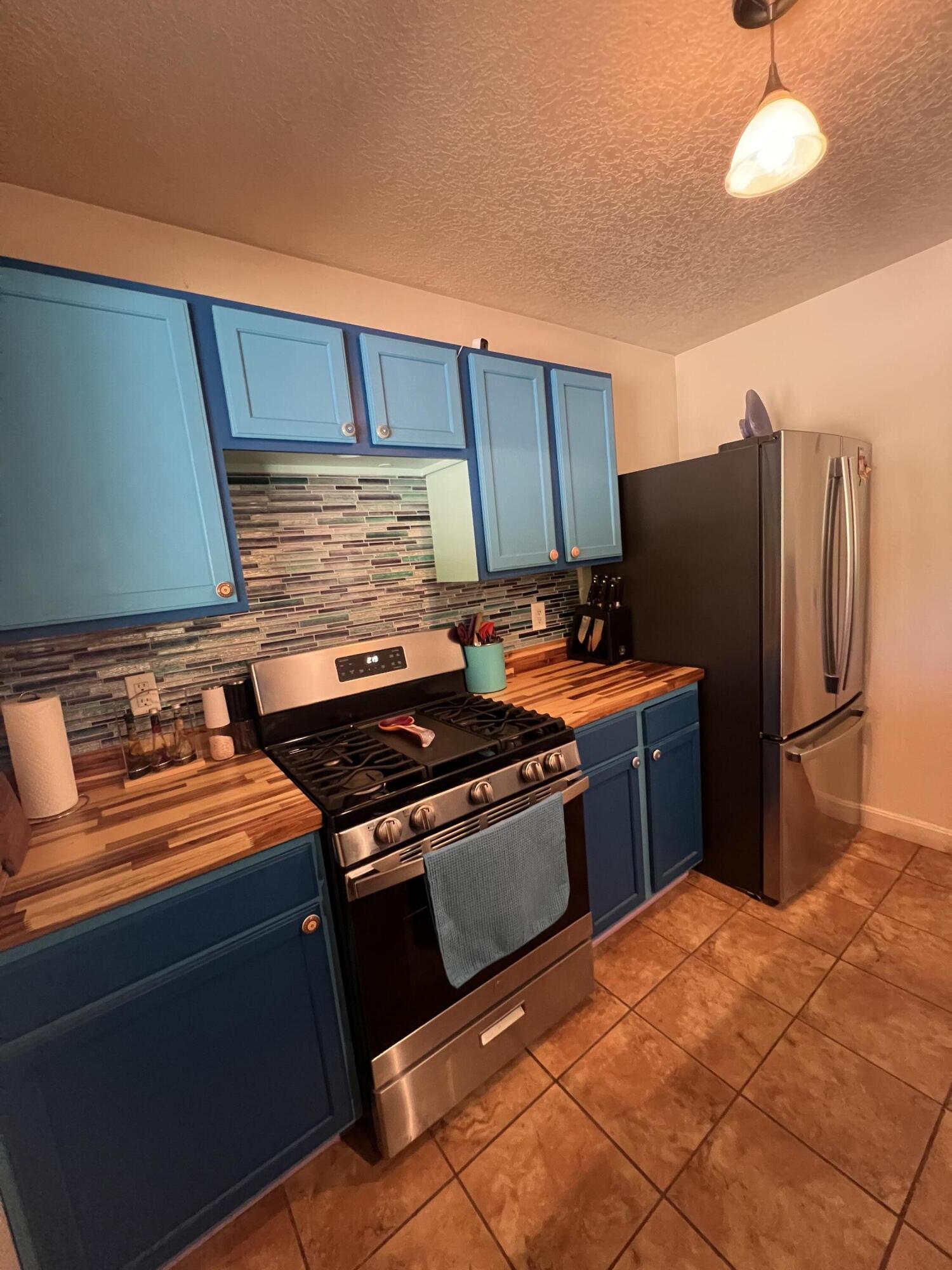 130 JESSE JAMES Road