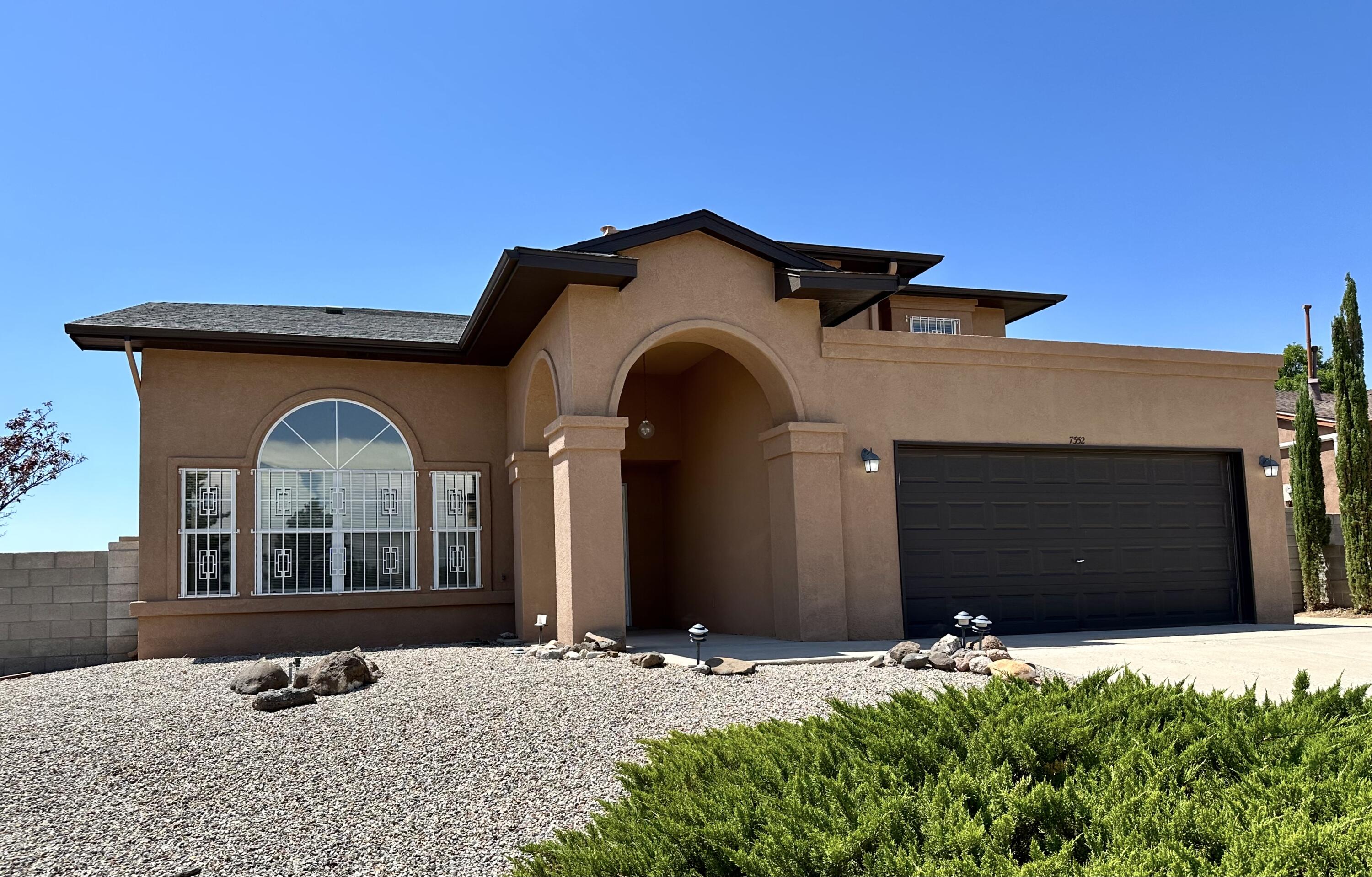 7352 DONET Drive NE