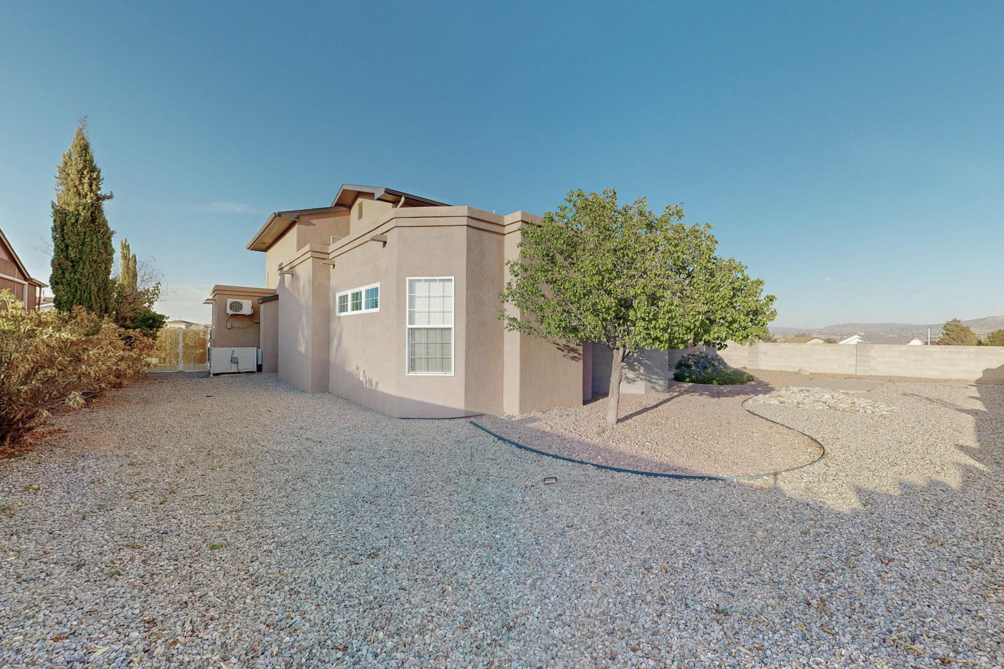 7352 DONET Drive NE