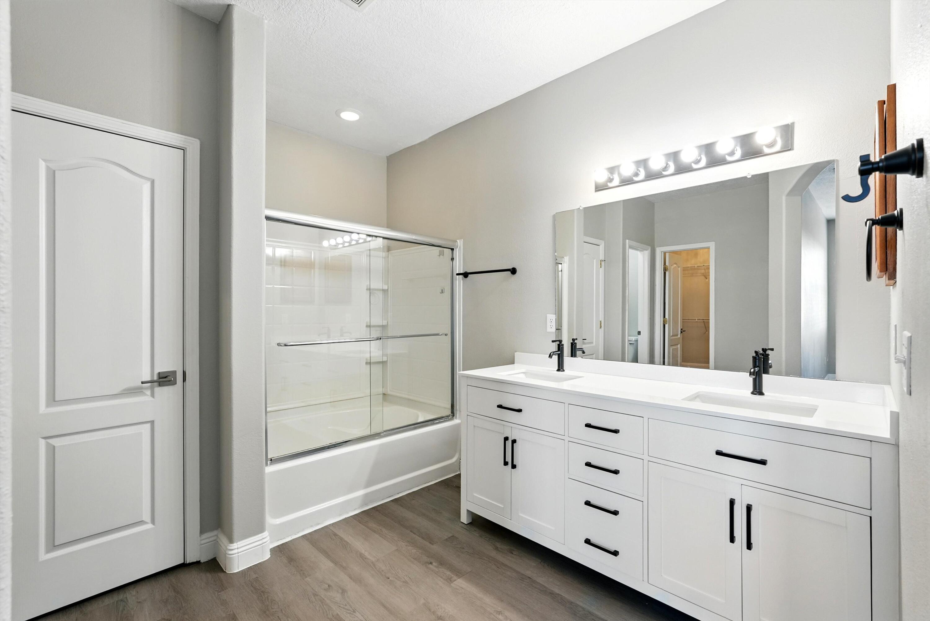 7327 Hearthstone Road NW