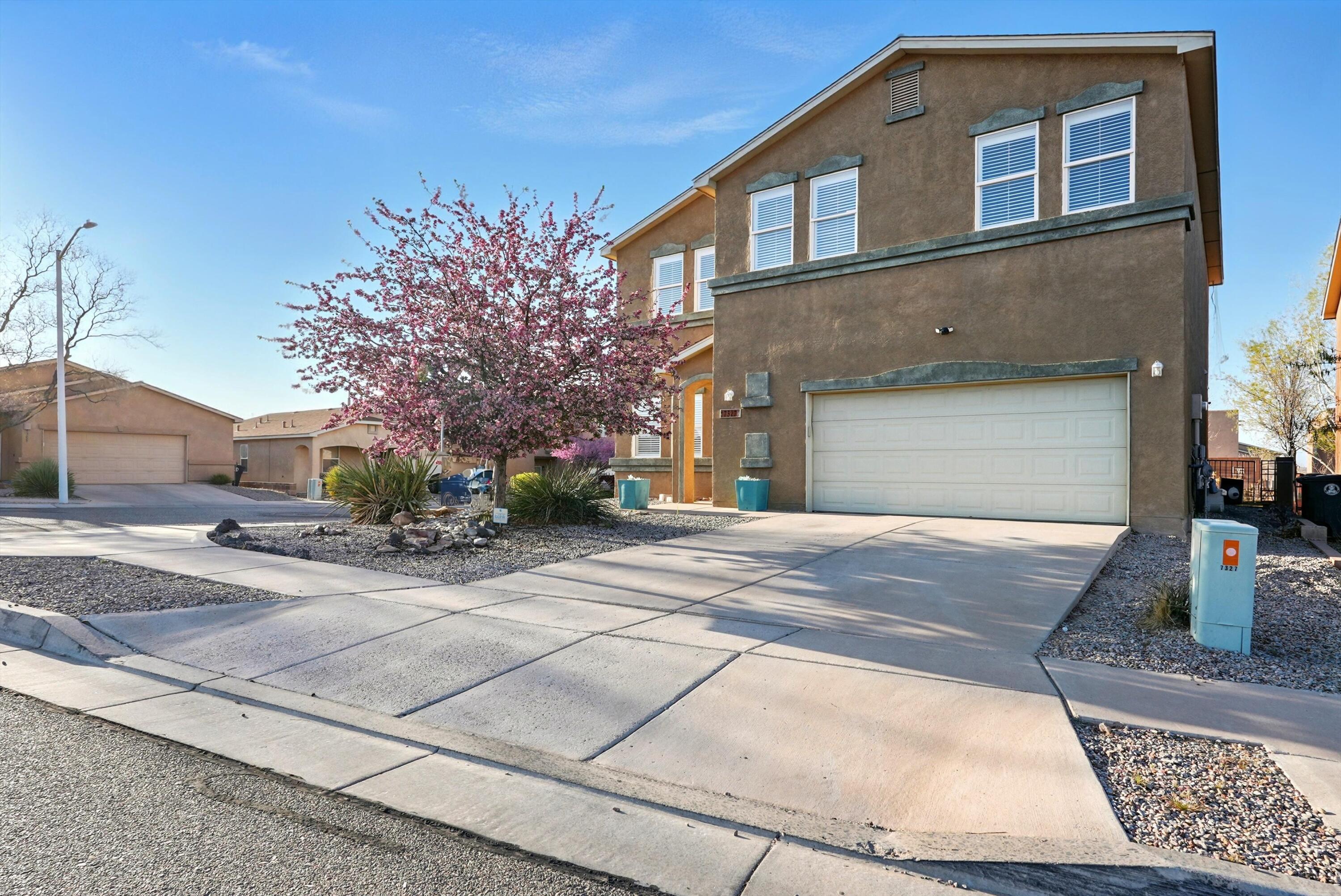 7327 Hearthstone Road NW