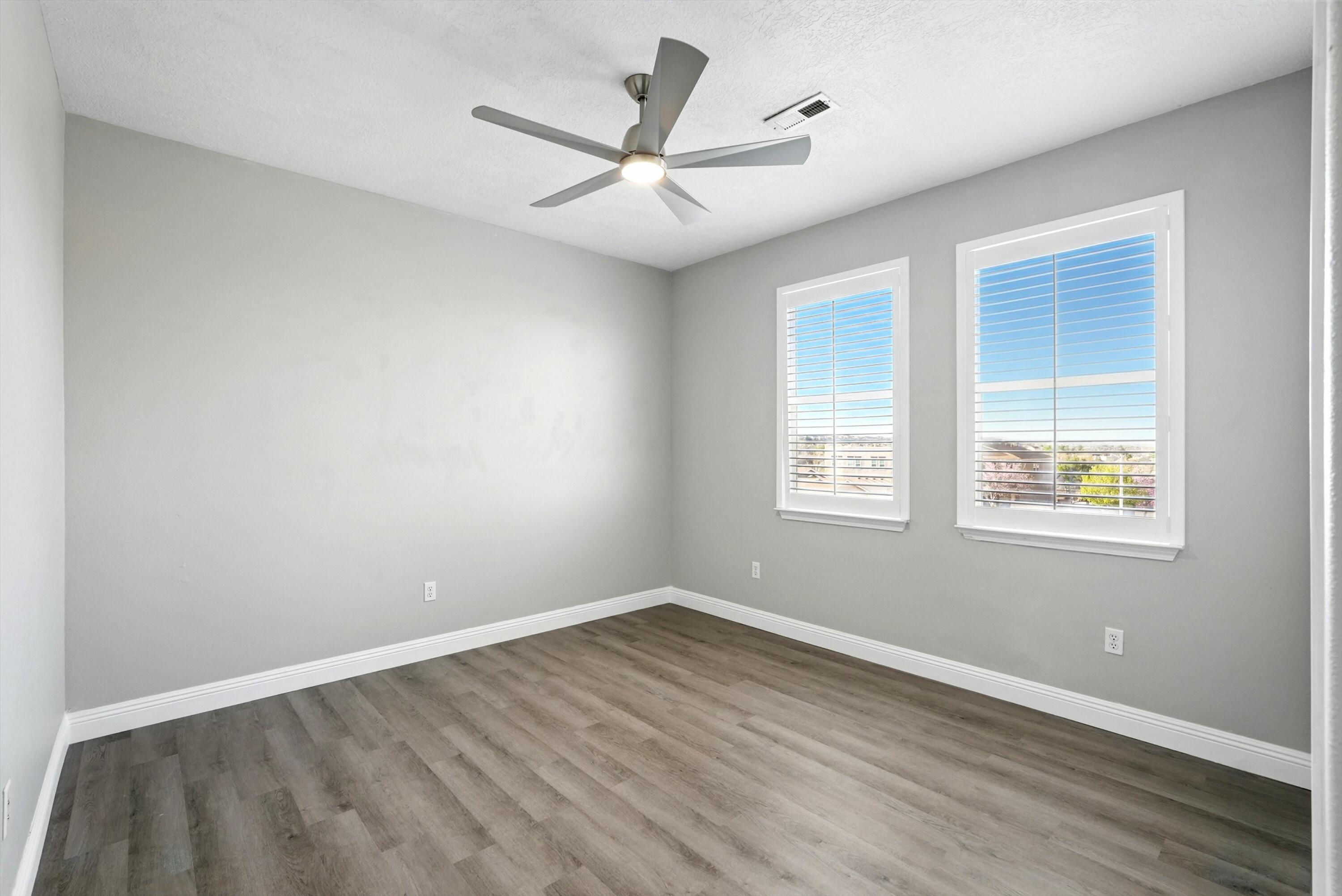 7327 Hearthstone Road NW