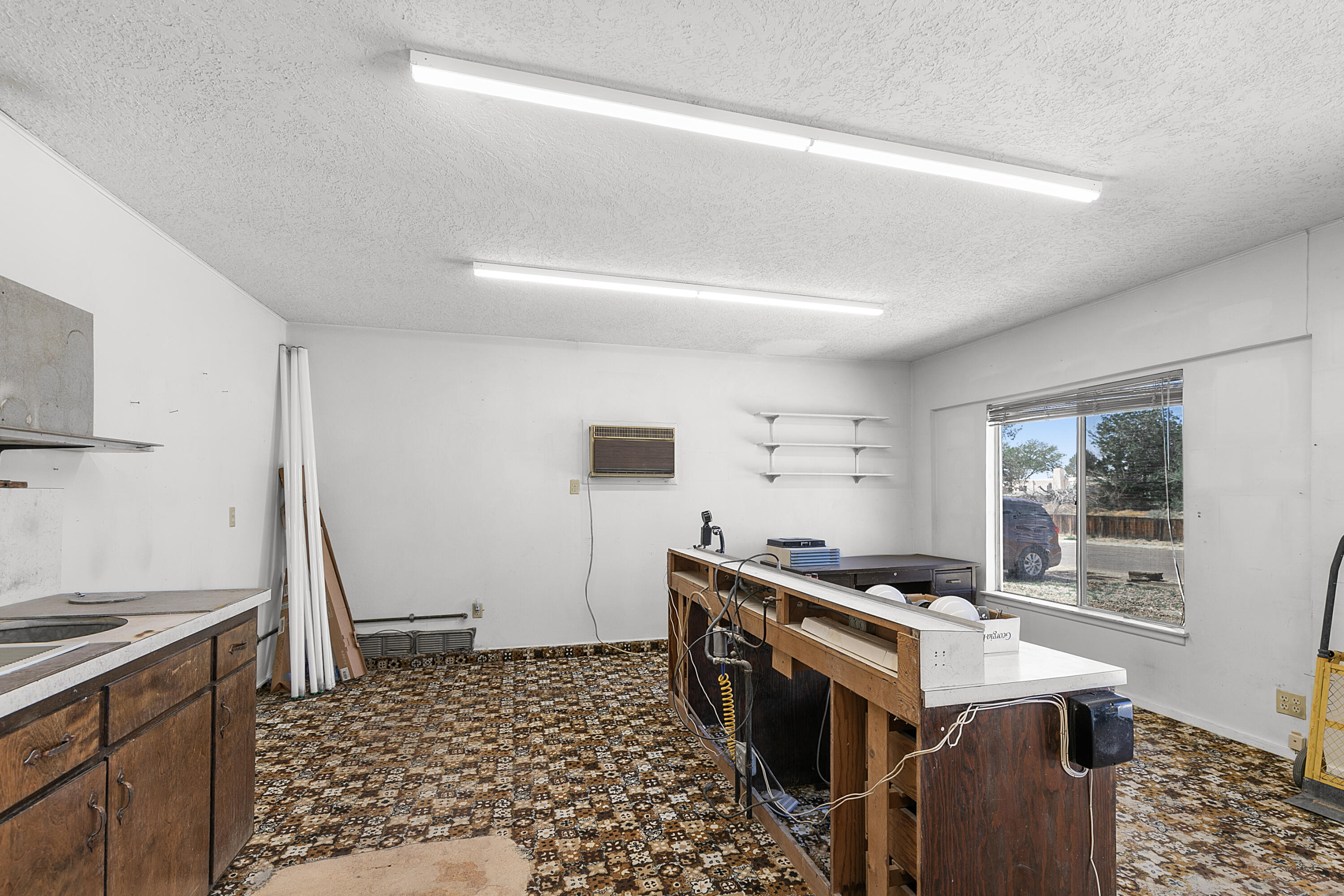 317 BALDWIN Avenue