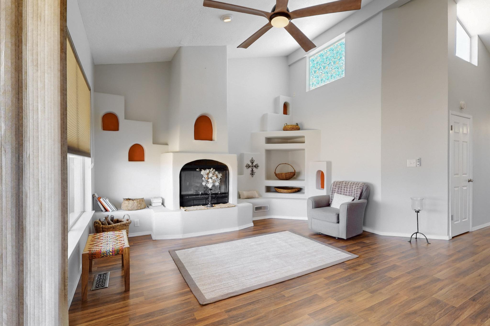 622 EASTLAKE Drive SE