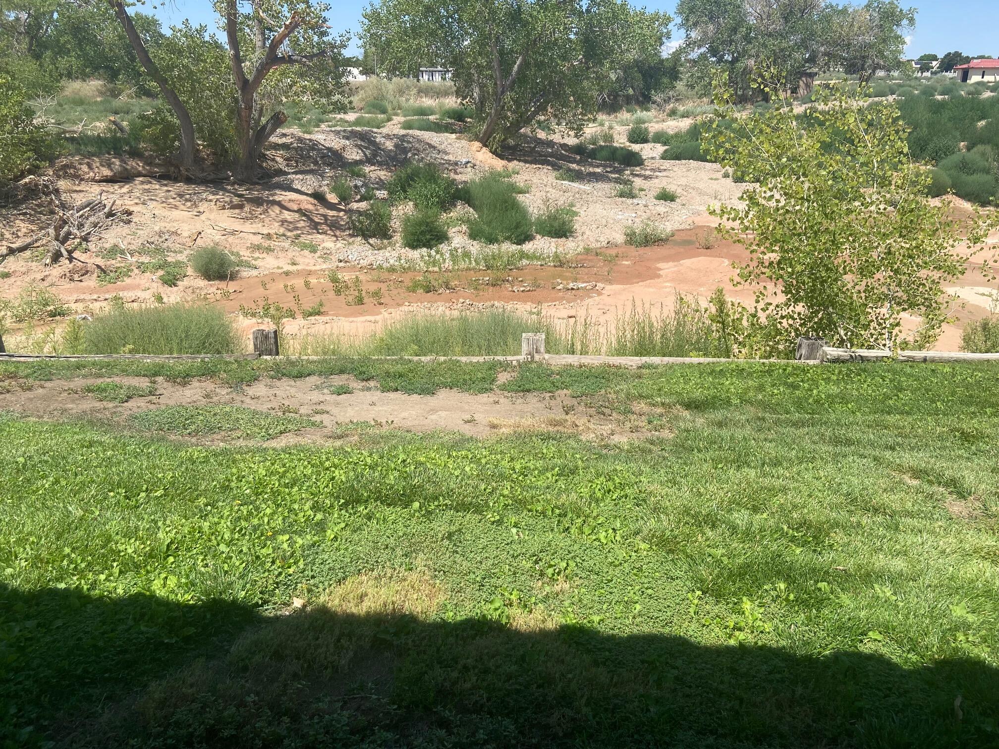 622 EASTLAKE Drive SE