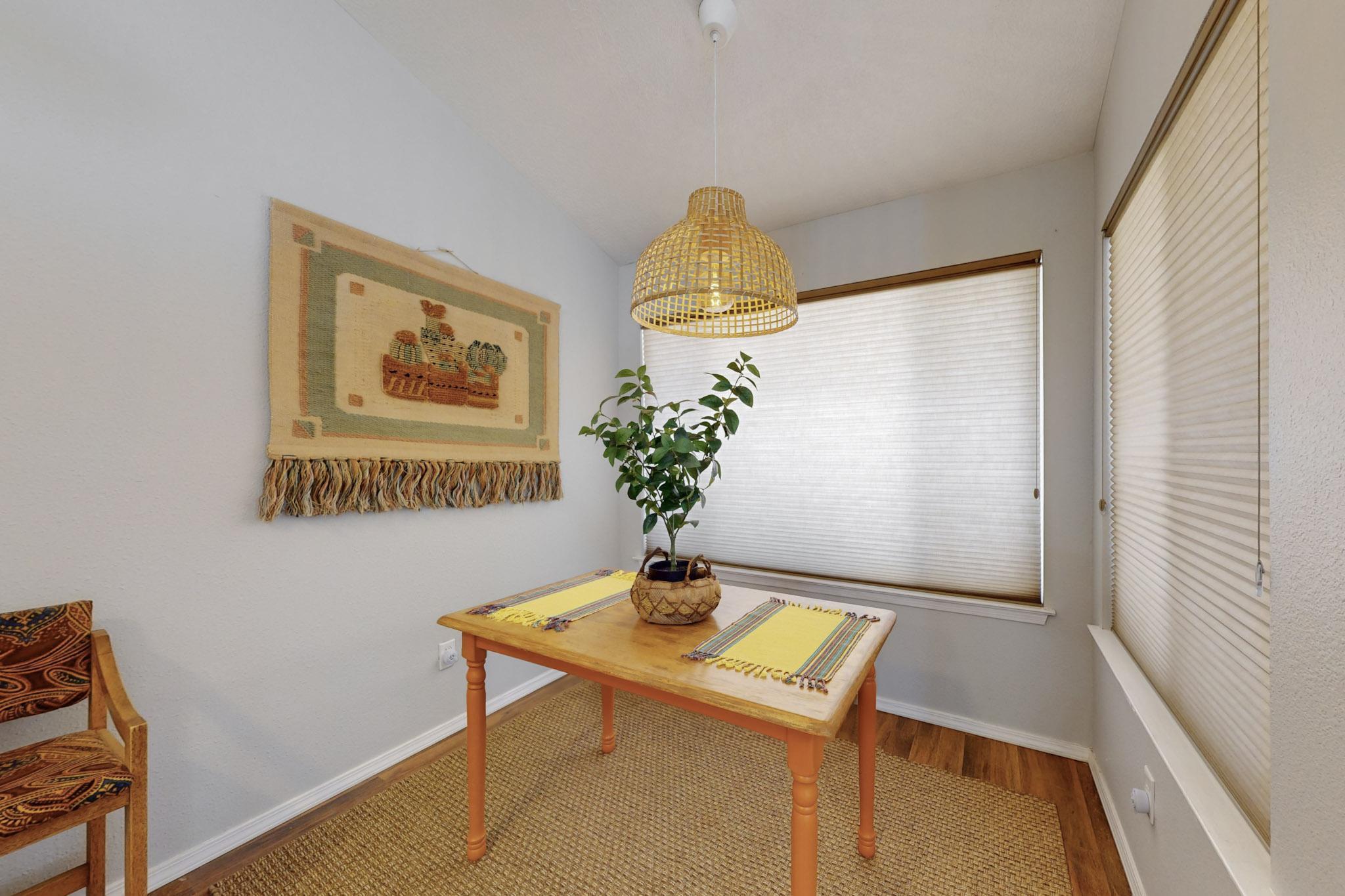 622 EASTLAKE Drive SE