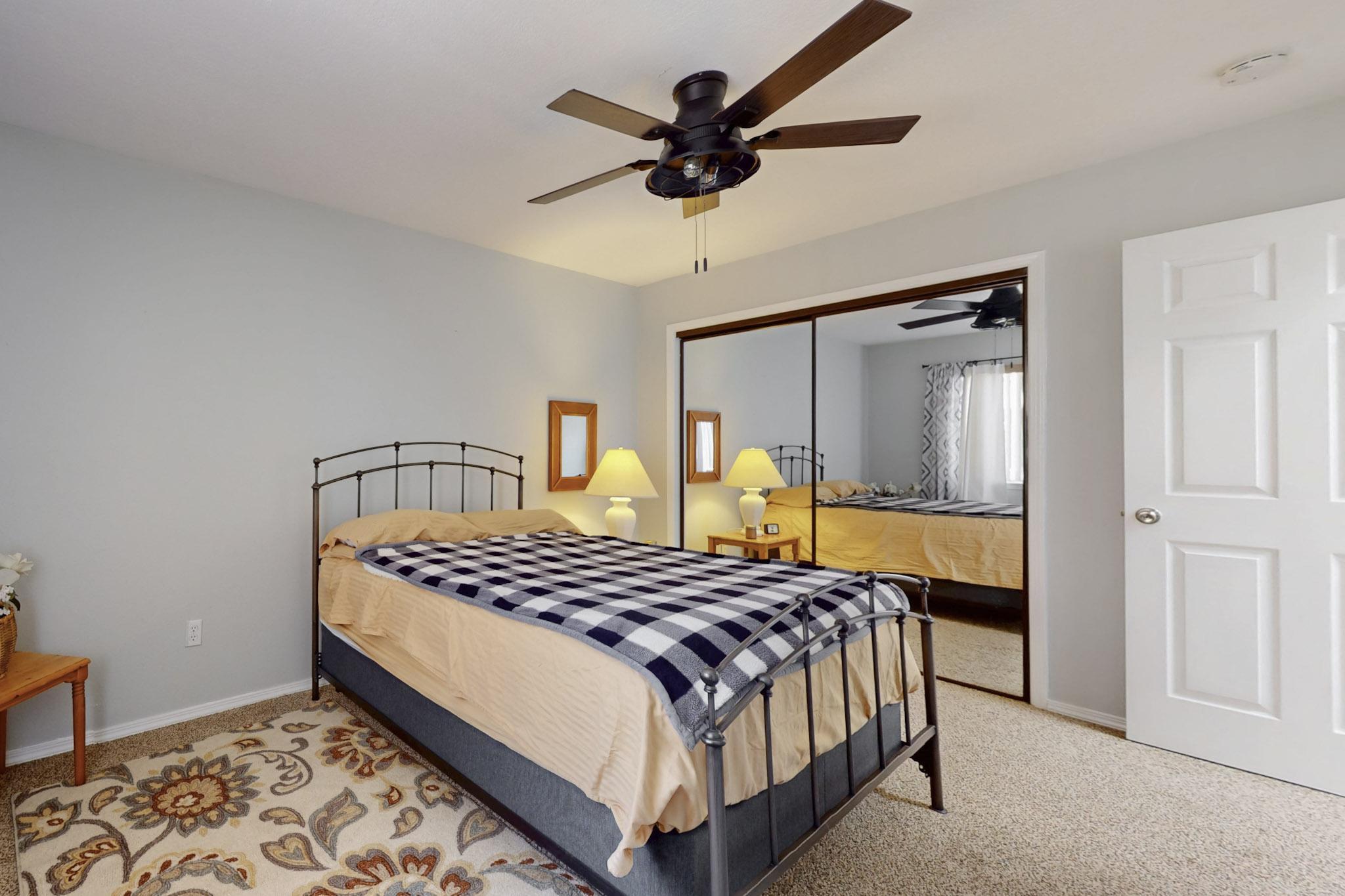 622 EASTLAKE Drive SE