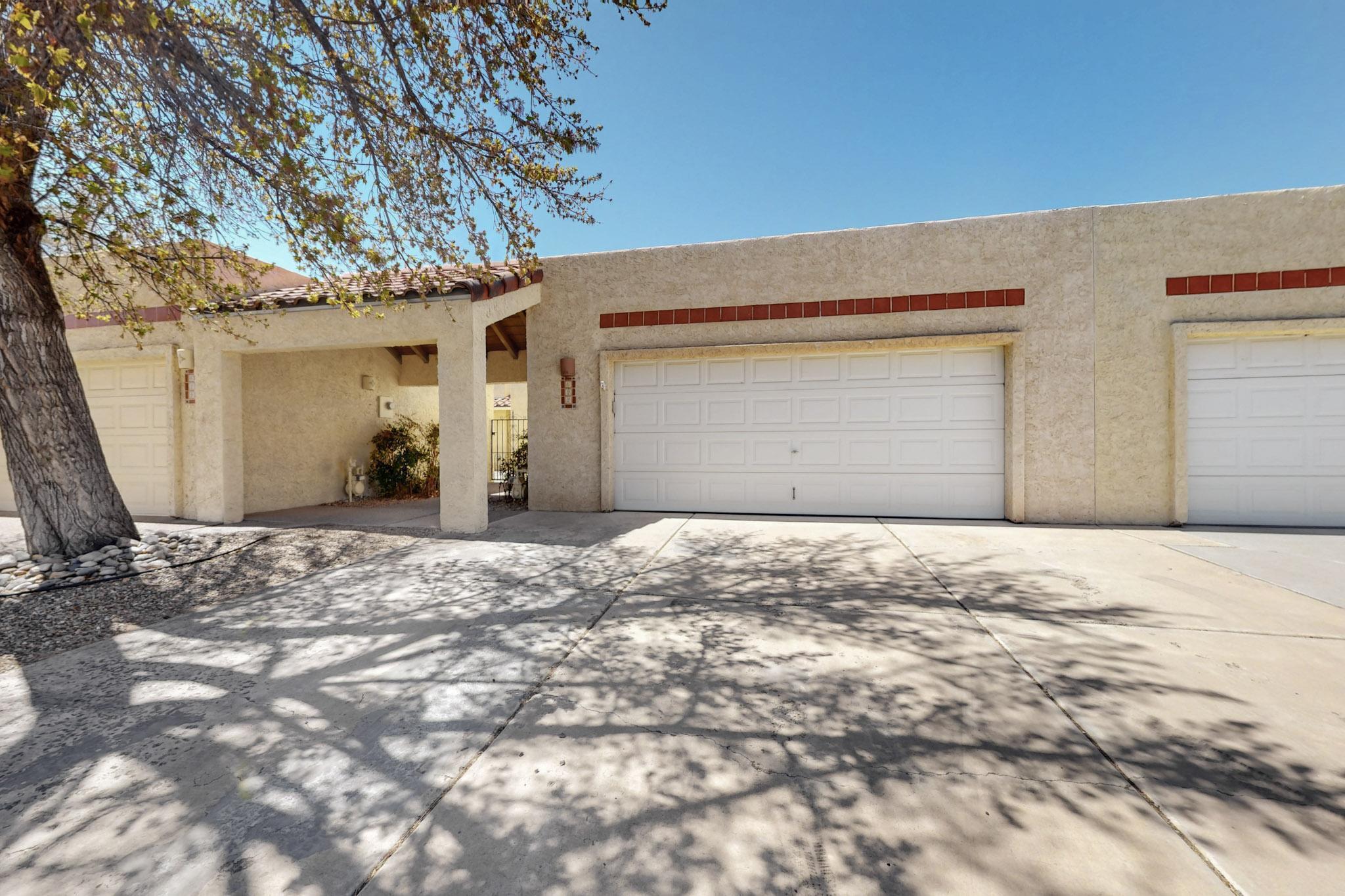 622 EASTLAKE Drive SE