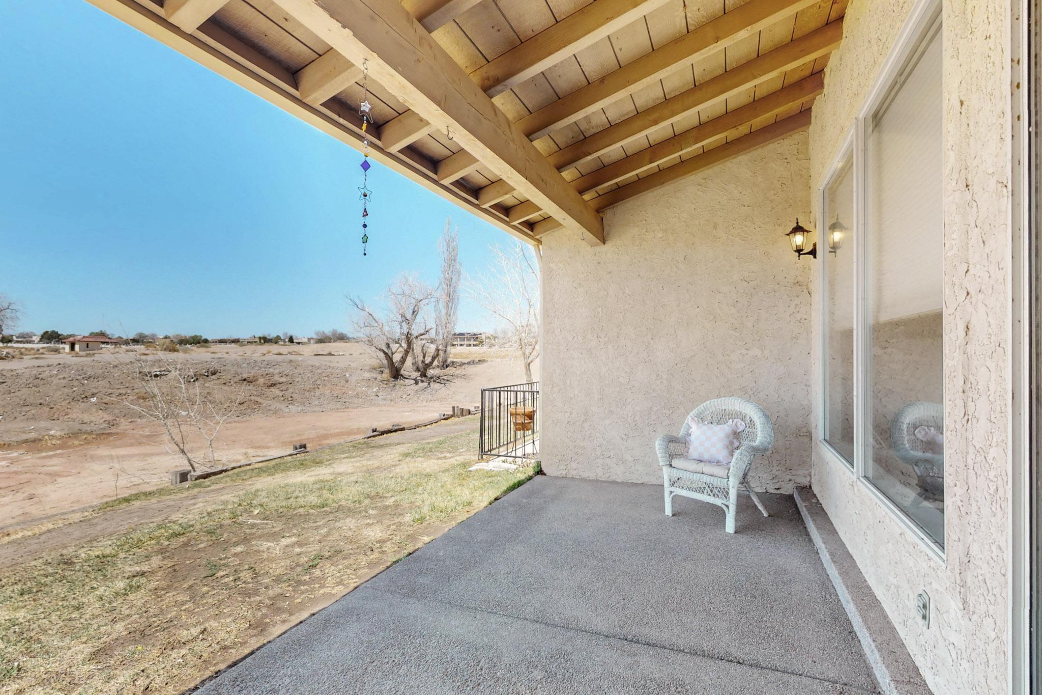 622 EASTLAKE Drive SE