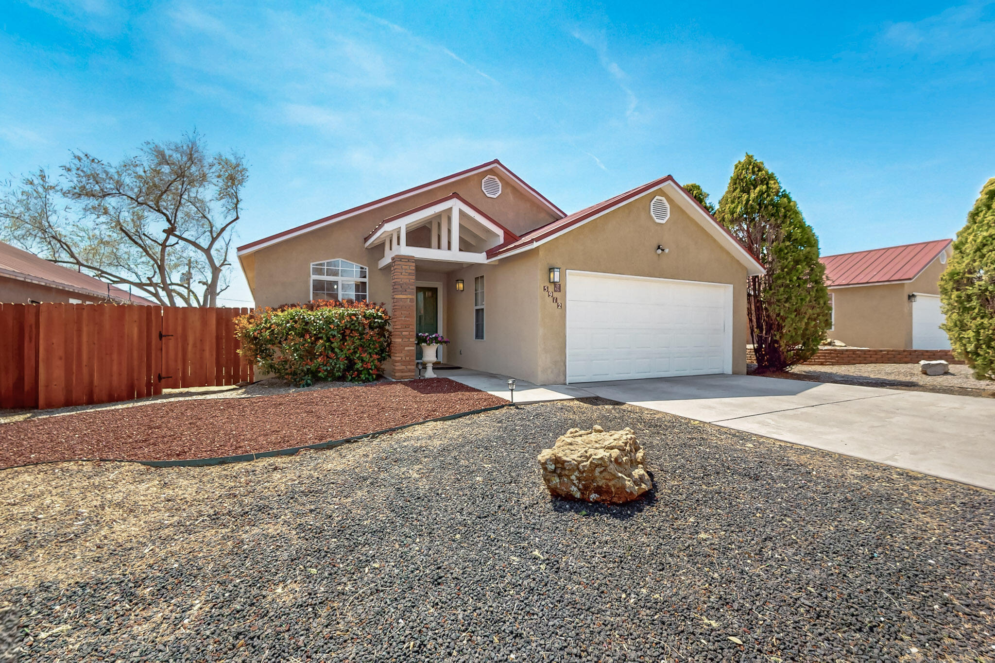 5912 GRAN QUIVIRA Road NW