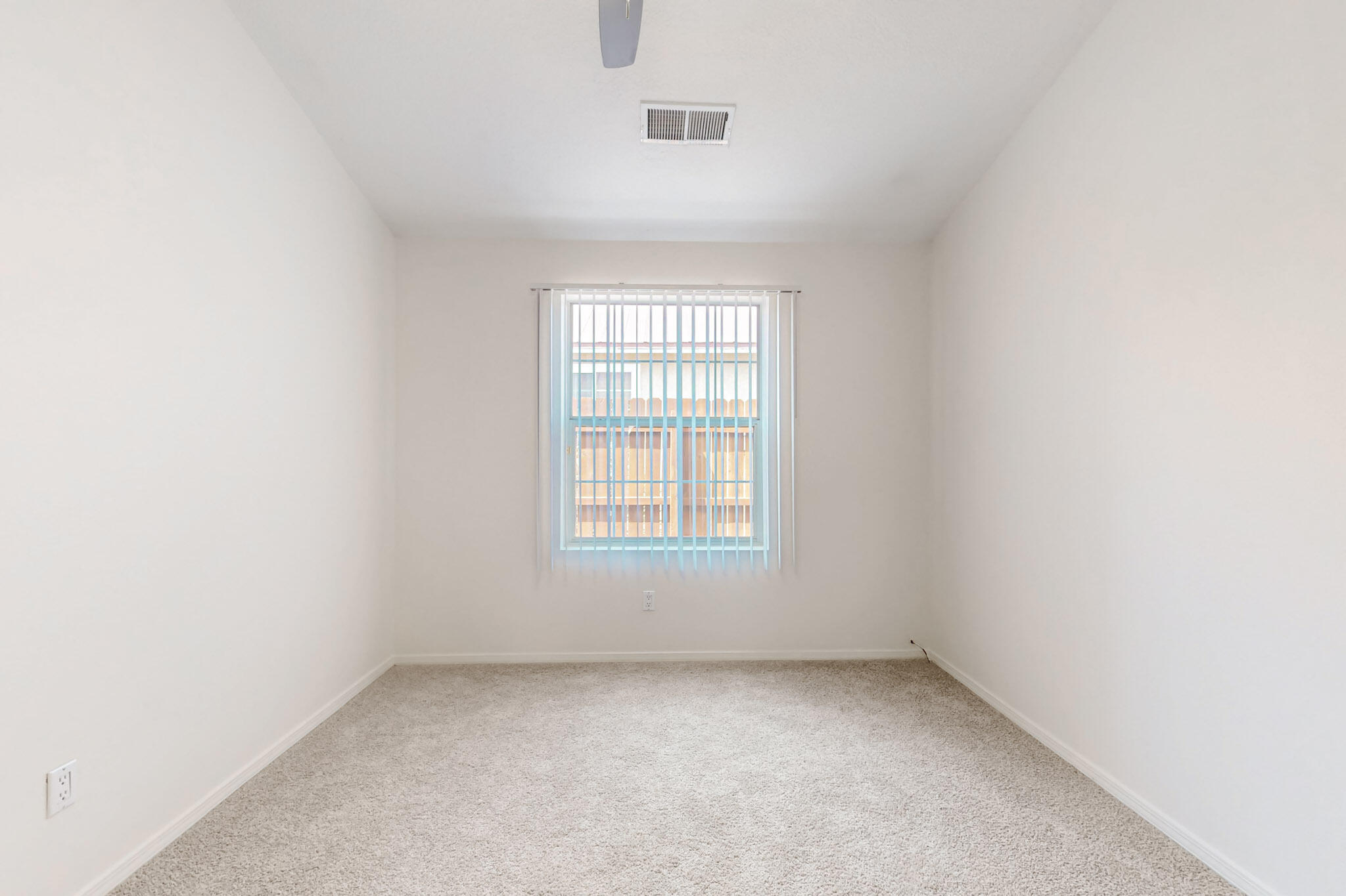 5912 GRAN QUIVIRA Road NW