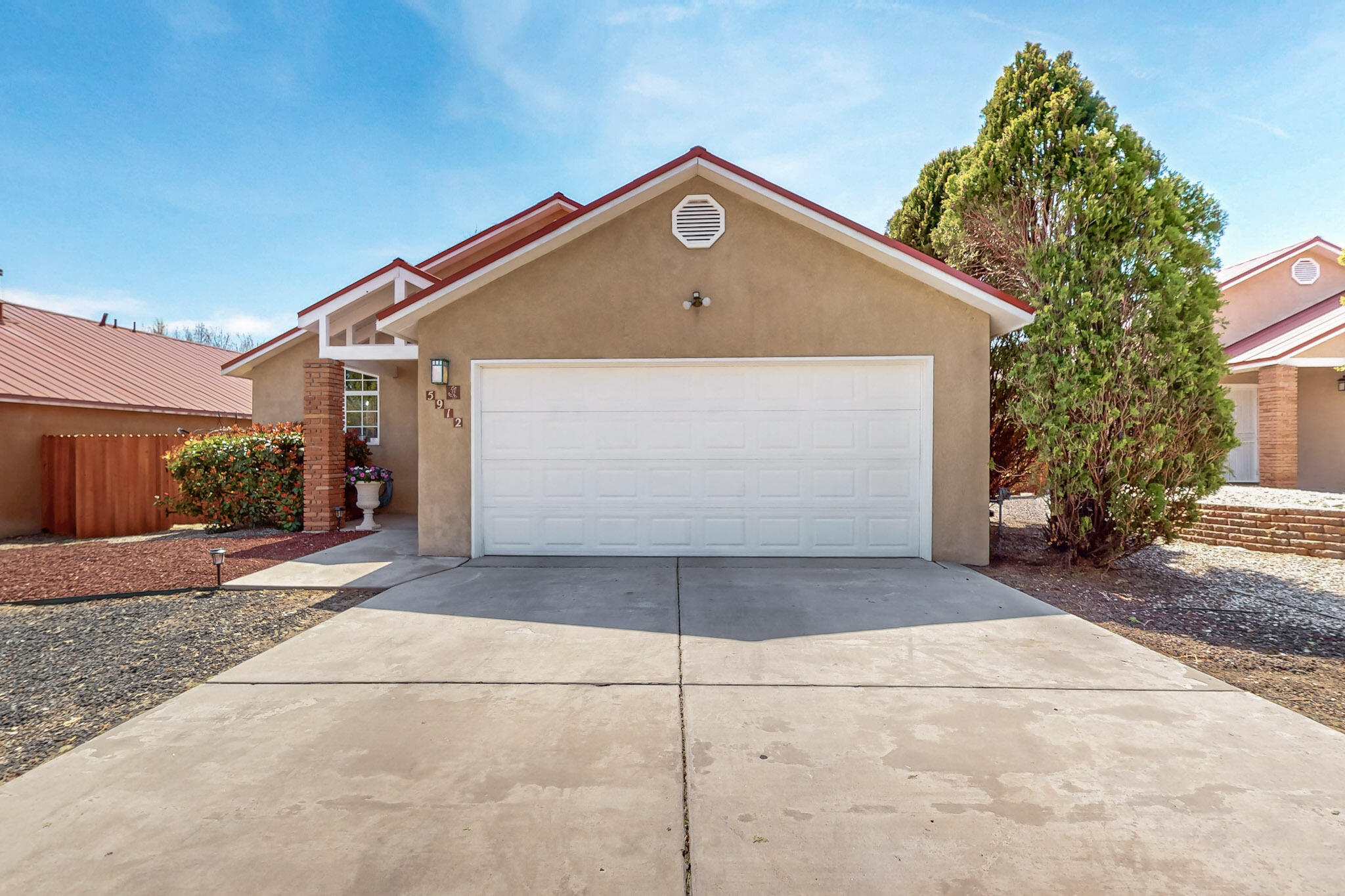 5912 GRAN QUIVIRA Road NW